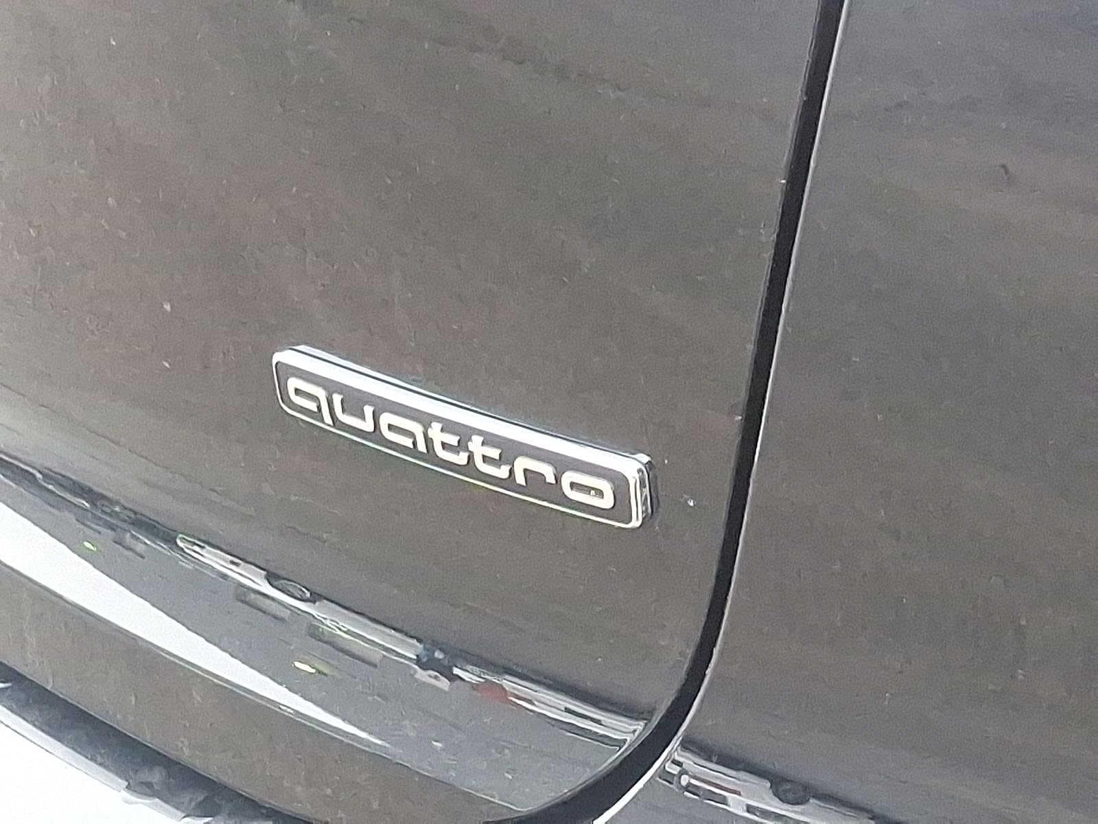 Thumbnail: 2022 Audi Q4 e-tron - 24