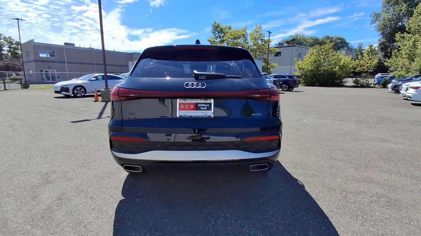 Thumbnail: 2025 Audi Q5 - 7