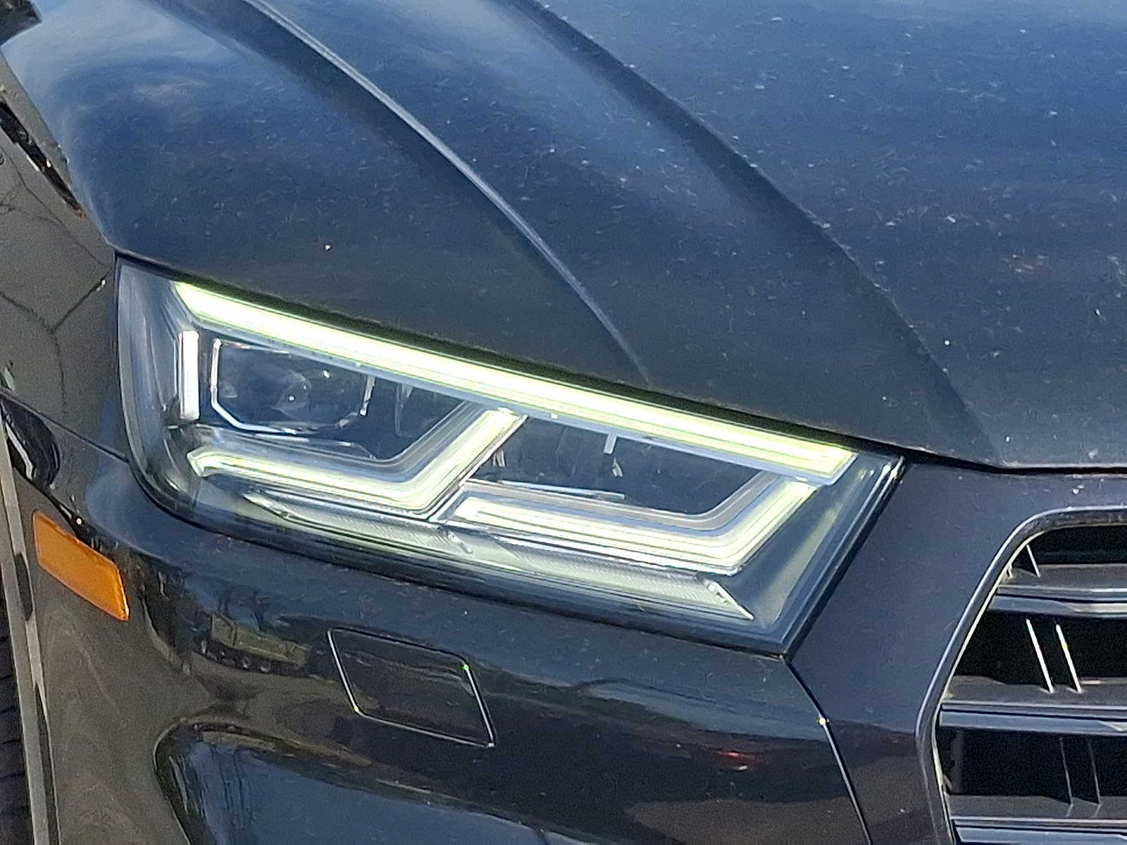 Thumbnail: 2020 Audi SQ5 - 28