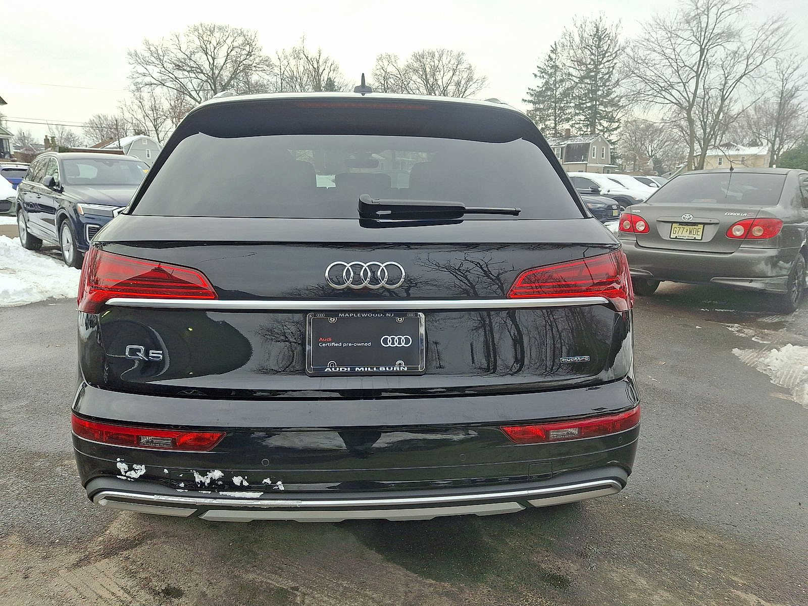 Thumbnail: 2023 Audi Q5 - 23