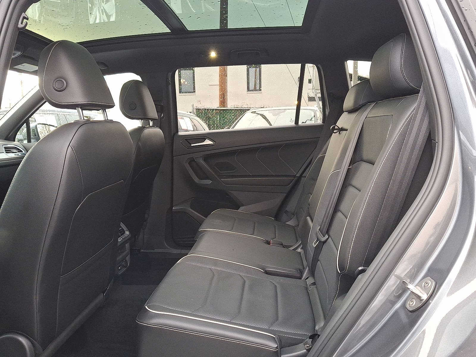 Thumbnail: 2022 Volkswagen Tiguan - 20