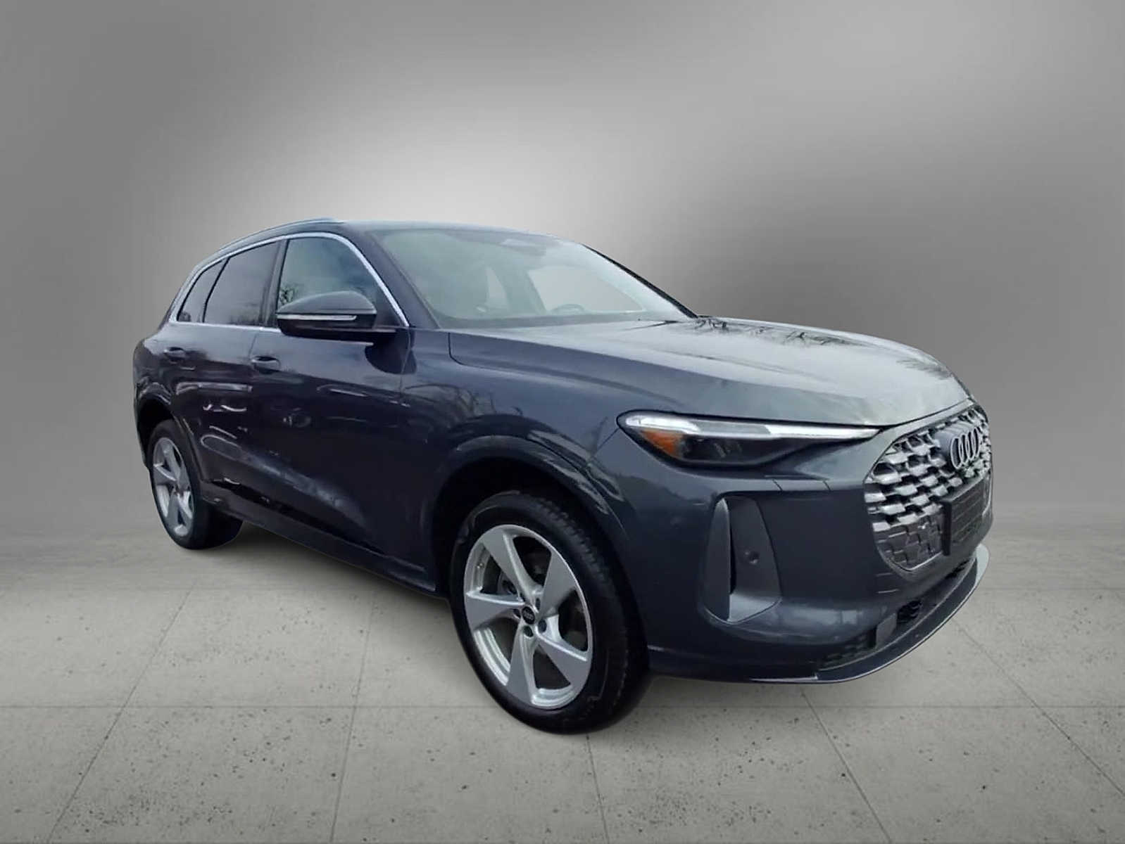 Thumbnail: 2025 Audi Q5 - 2