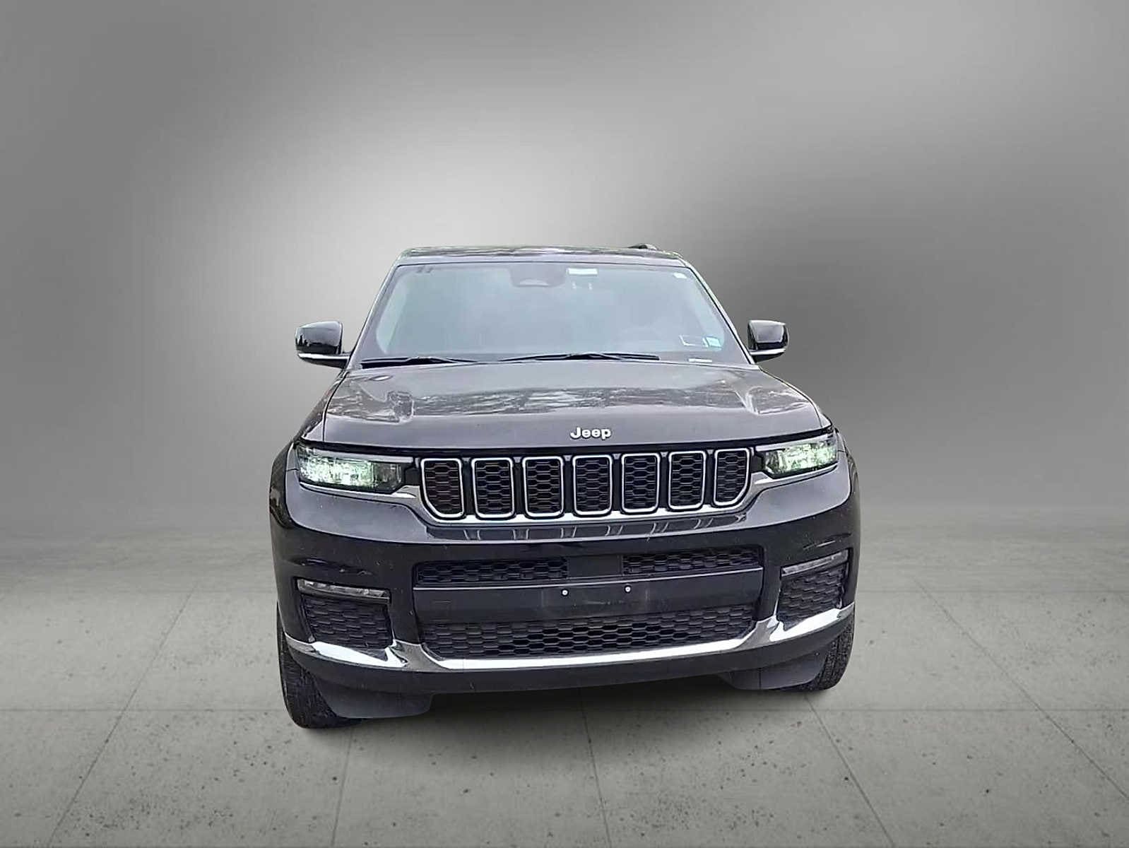 Thumbnail: 2022 Jeep Grand Cherokee - 3