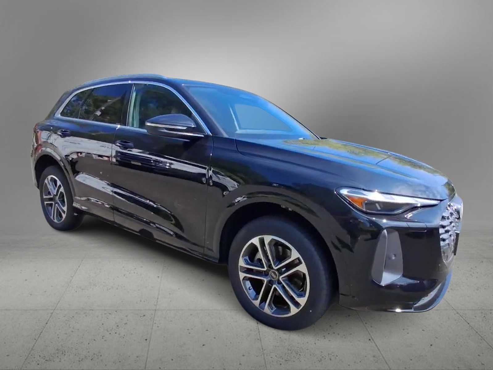 Thumbnail: 2025 Audi Q5 - 2