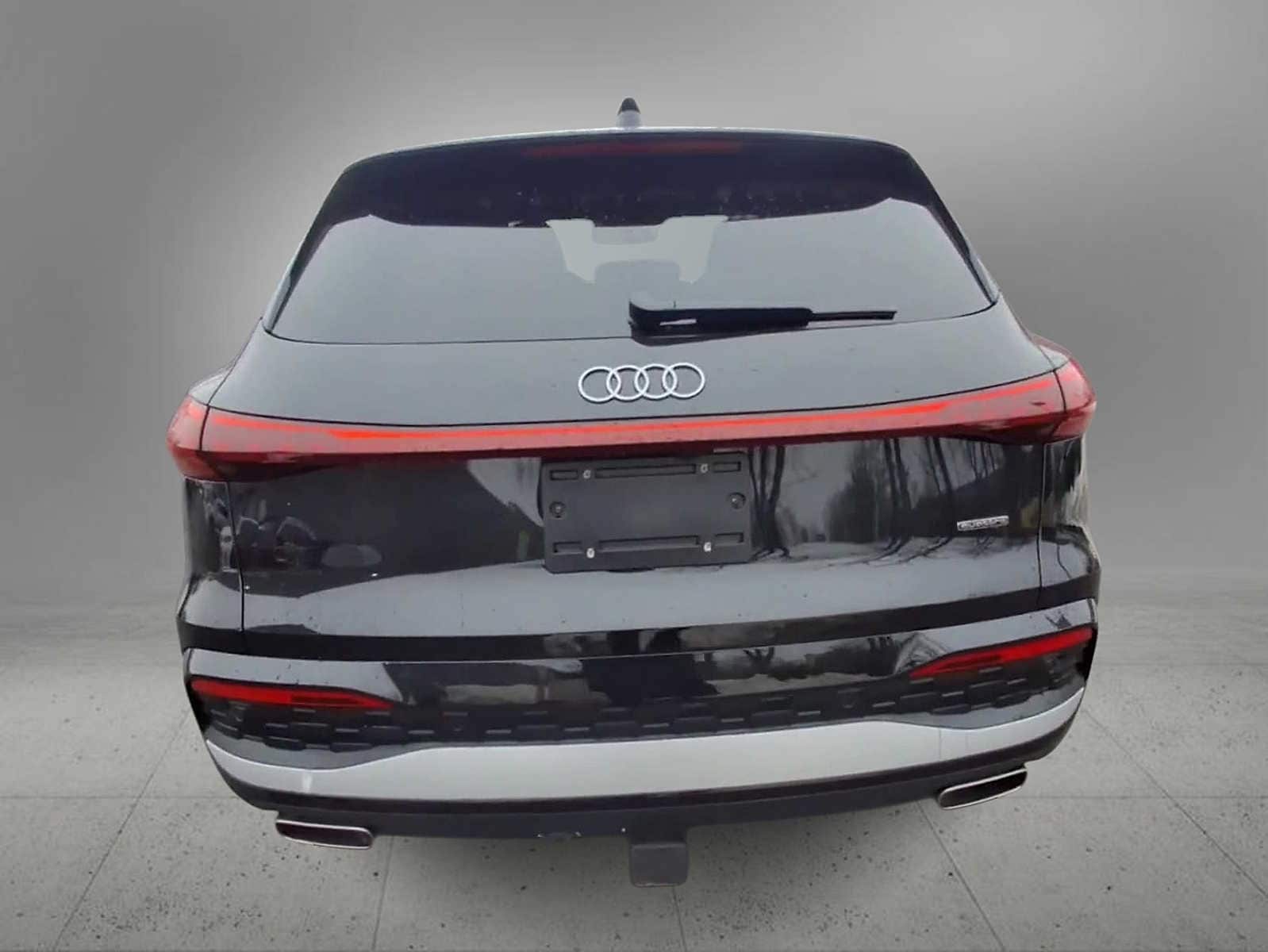 Thumbnail: 2025 Audi Q5 - 7