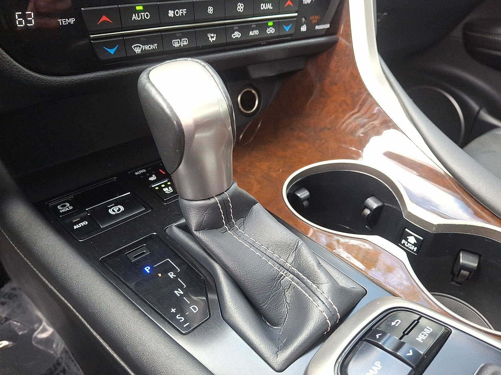 Thumbnail: 2018 Lexus RX - 12