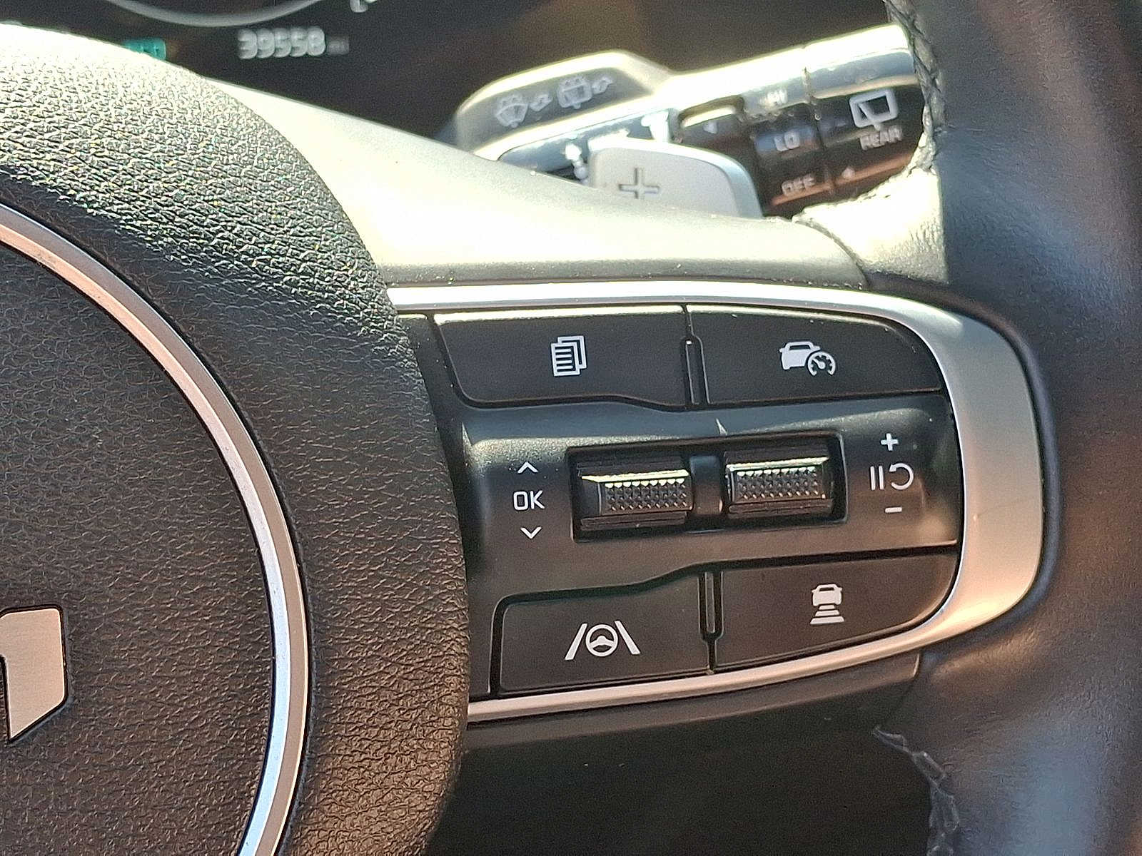 Thumbnail: 2023 Kia Sportage - 16