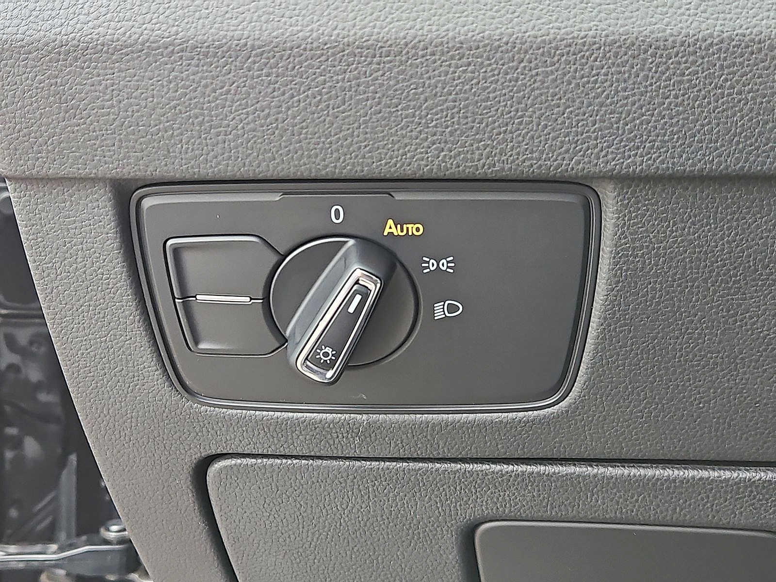 Thumbnail: 2021 Volkswagen Arteon - 19