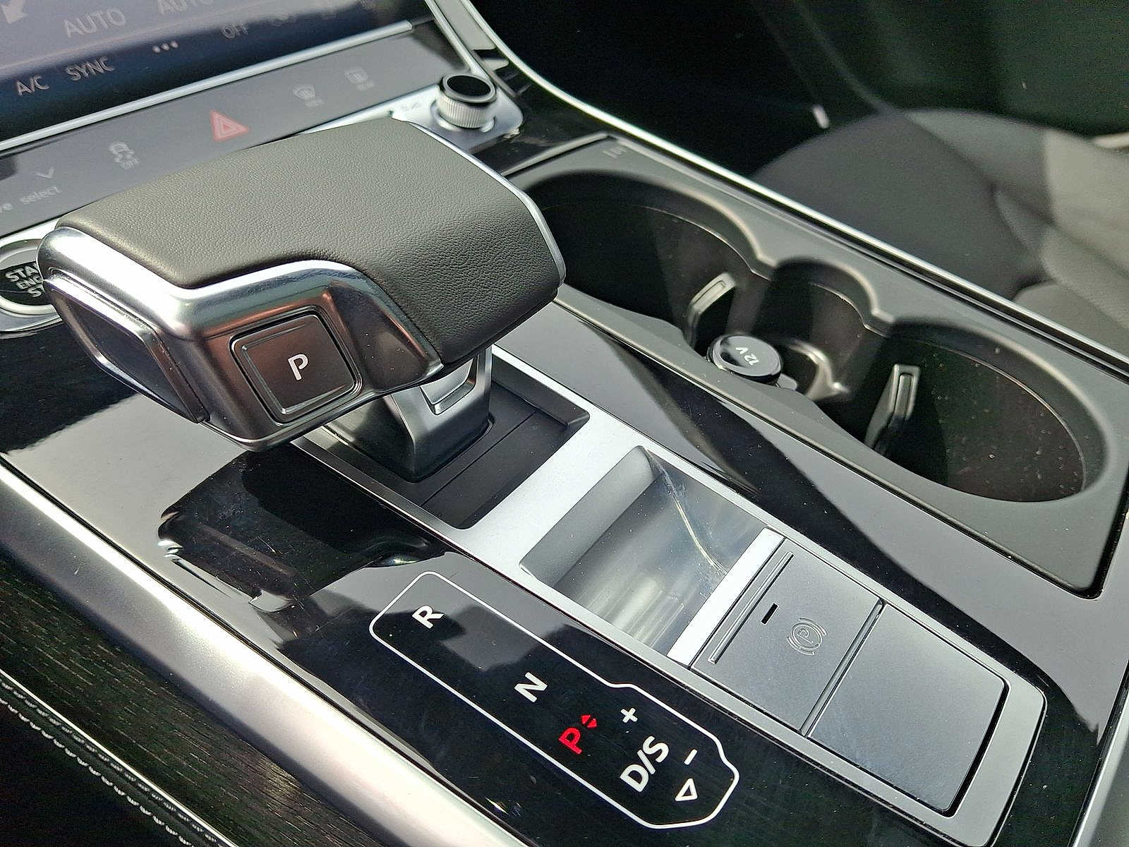 Thumbnail: 2025 Audi Q7 - 12