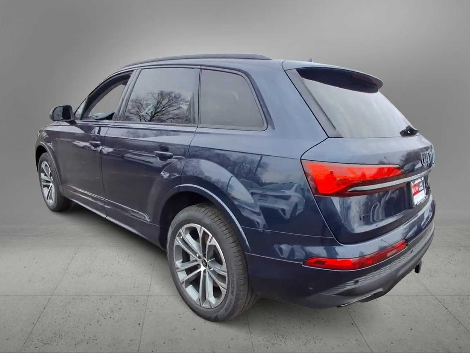 Thumbnail: 2026 Audi Q7 - 6