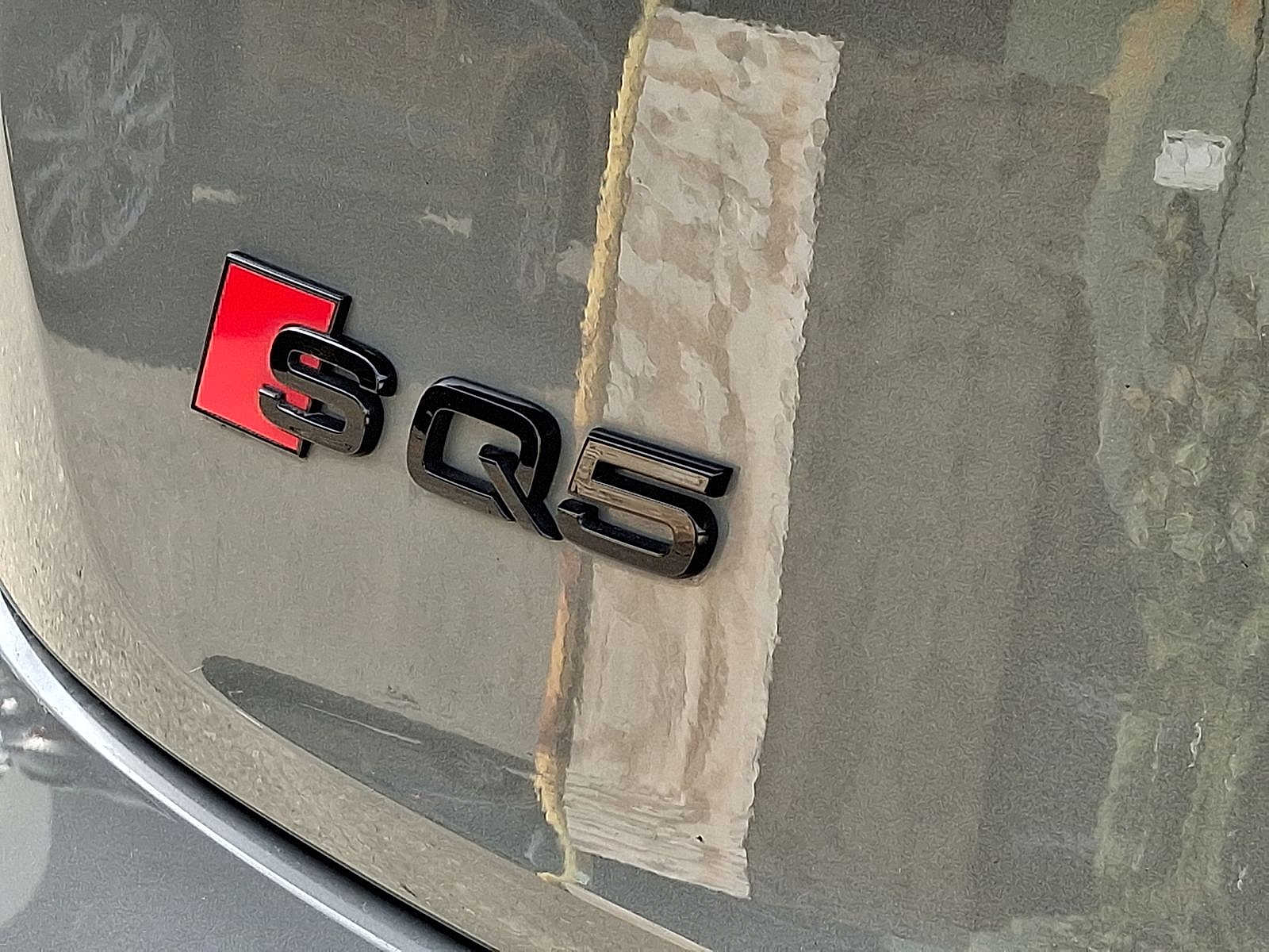 Thumbnail: 2023 Audi SQ5 - 24