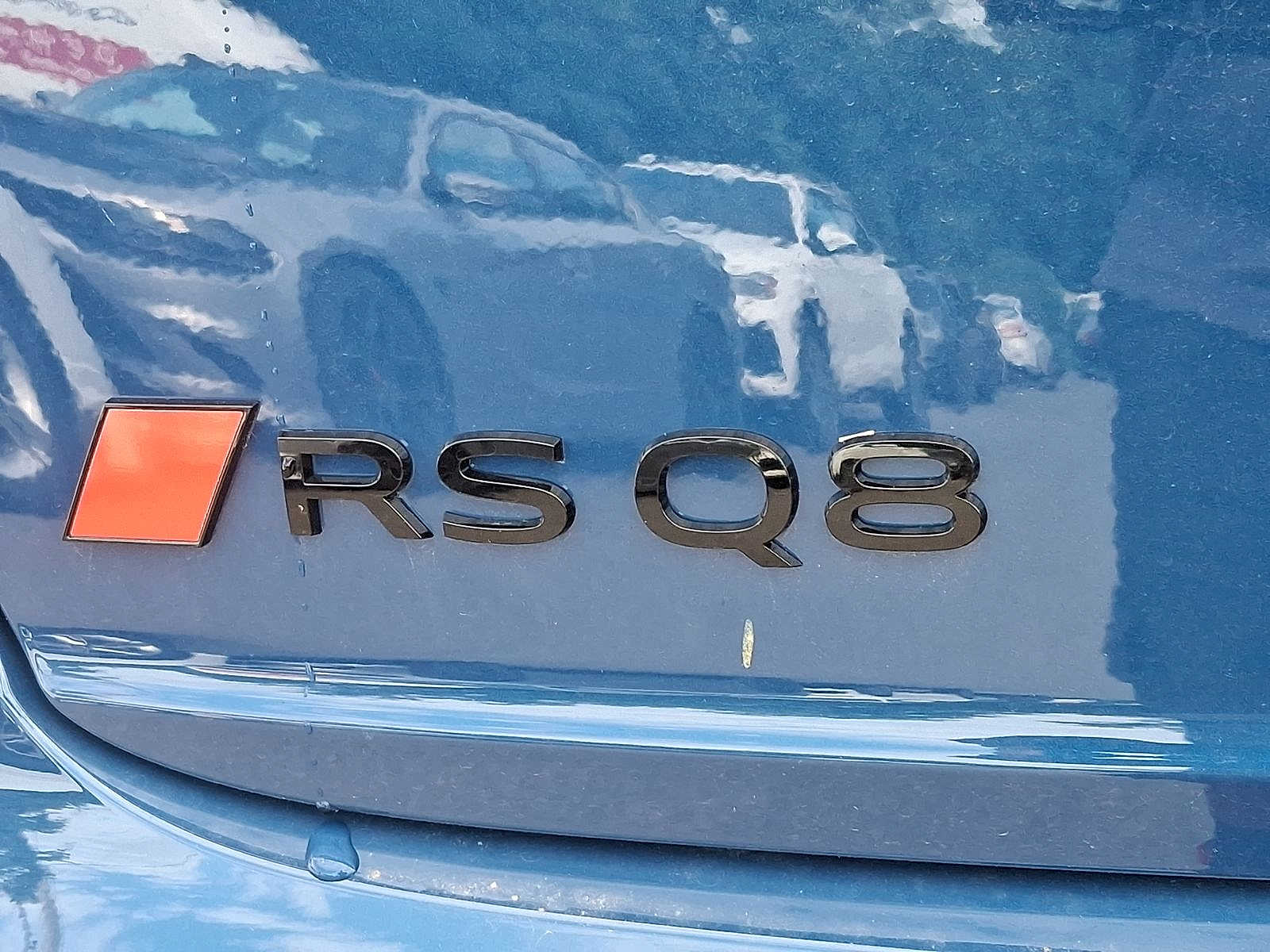 Thumbnail: 2025 Audi RS Q8 - 11