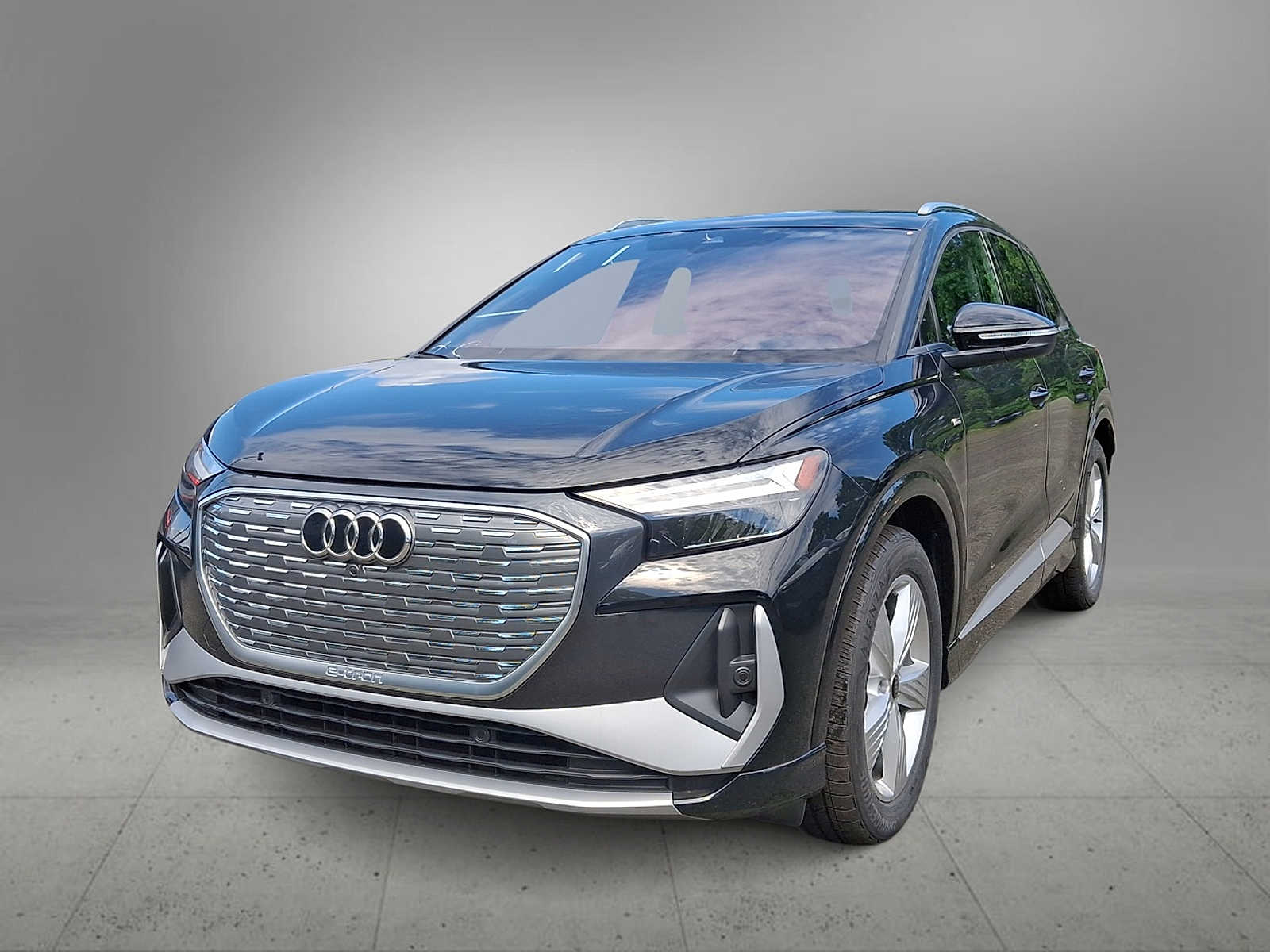 2025 Audi Q4 e-tron Premium -
                  Maplewood, NJ