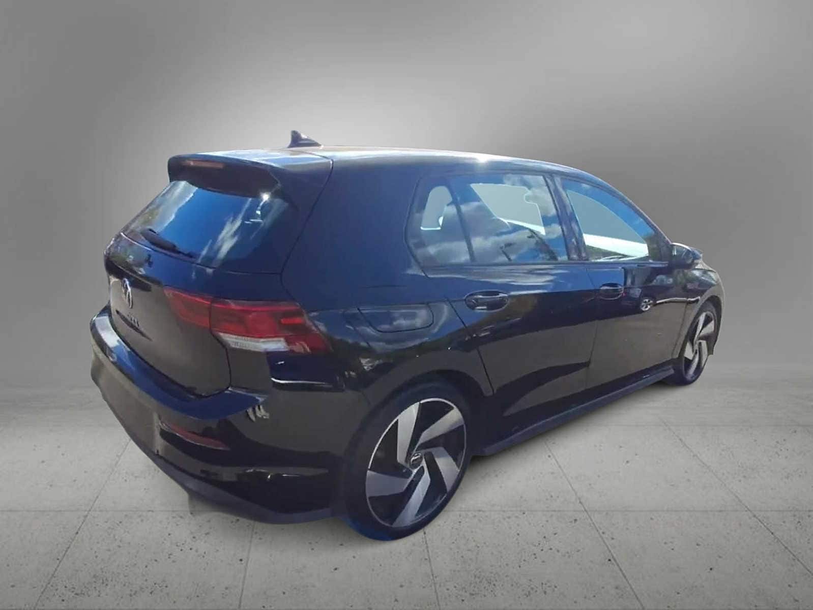 Thumbnail: 2024 Volkswagen Golf - 8