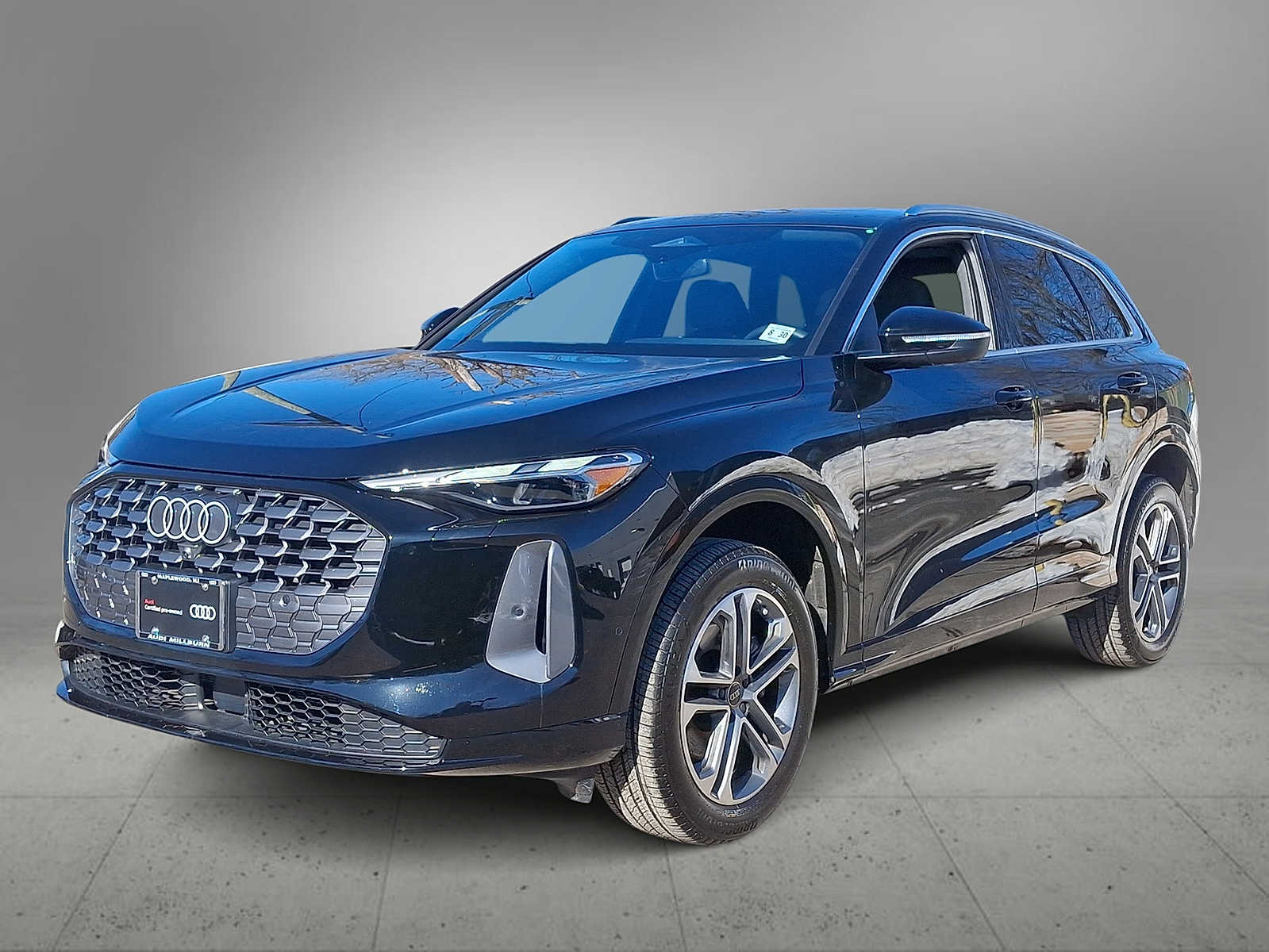 Thumbnail: 2025 Audi Q5 - 1