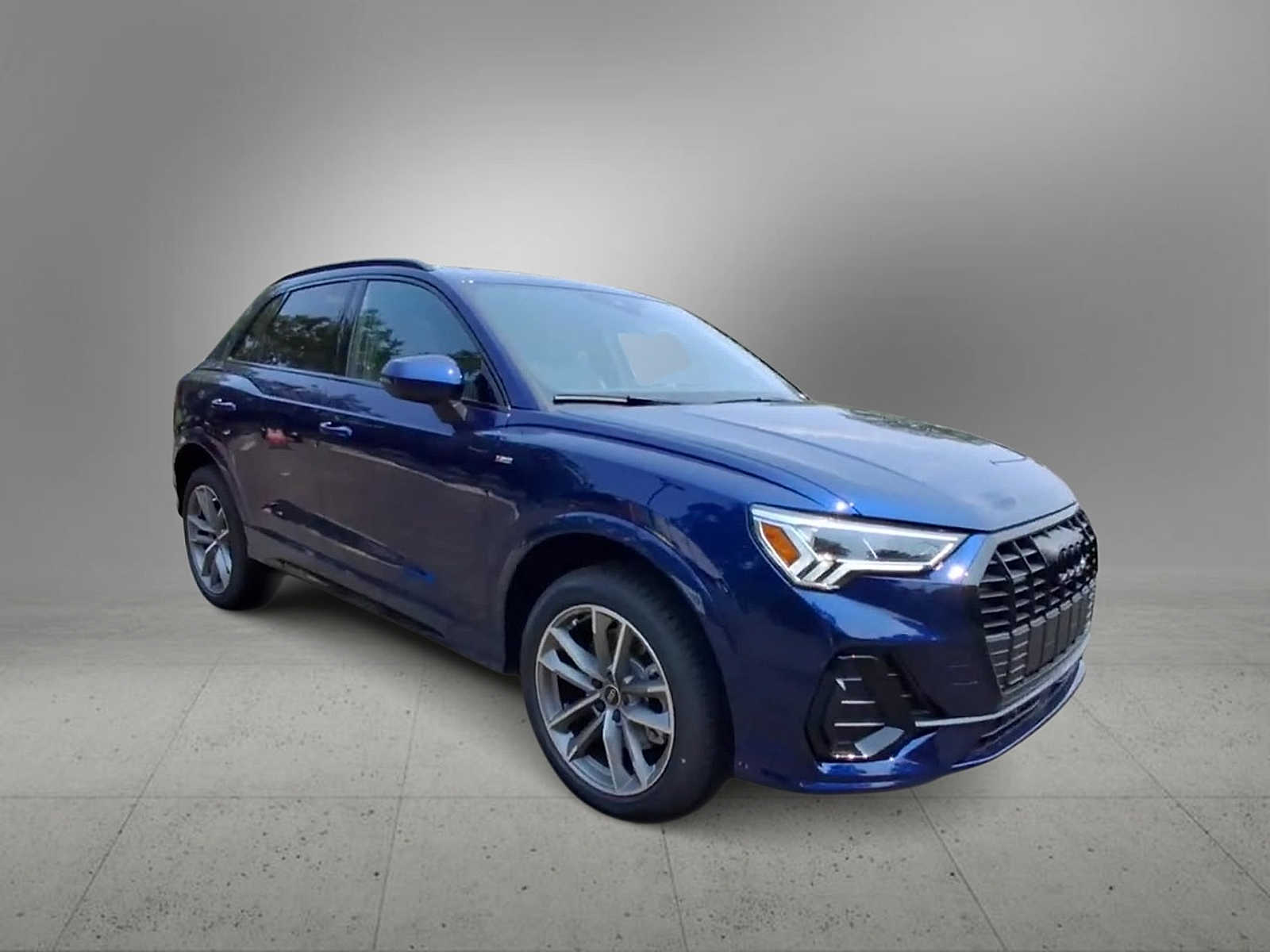 Thumbnail: 2025 Audi Q3 - 2