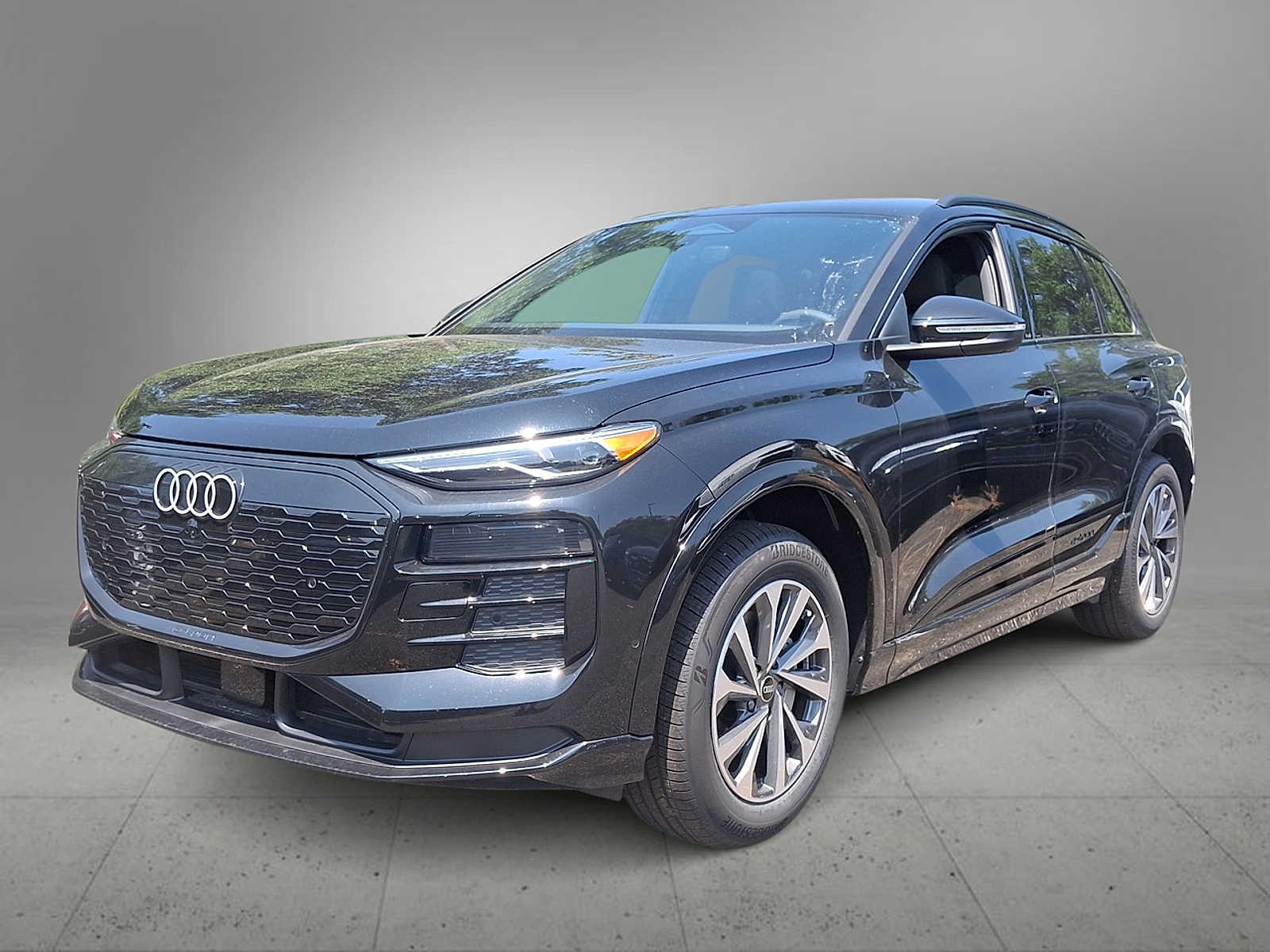 2025 Audi Q6 e-tron Premium -
                  Maplewood, NJ