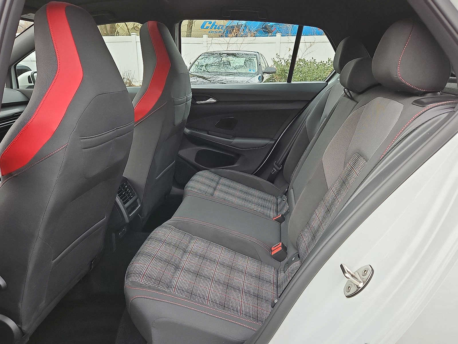 Thumbnail: 2023 Volkswagen Golf - 20