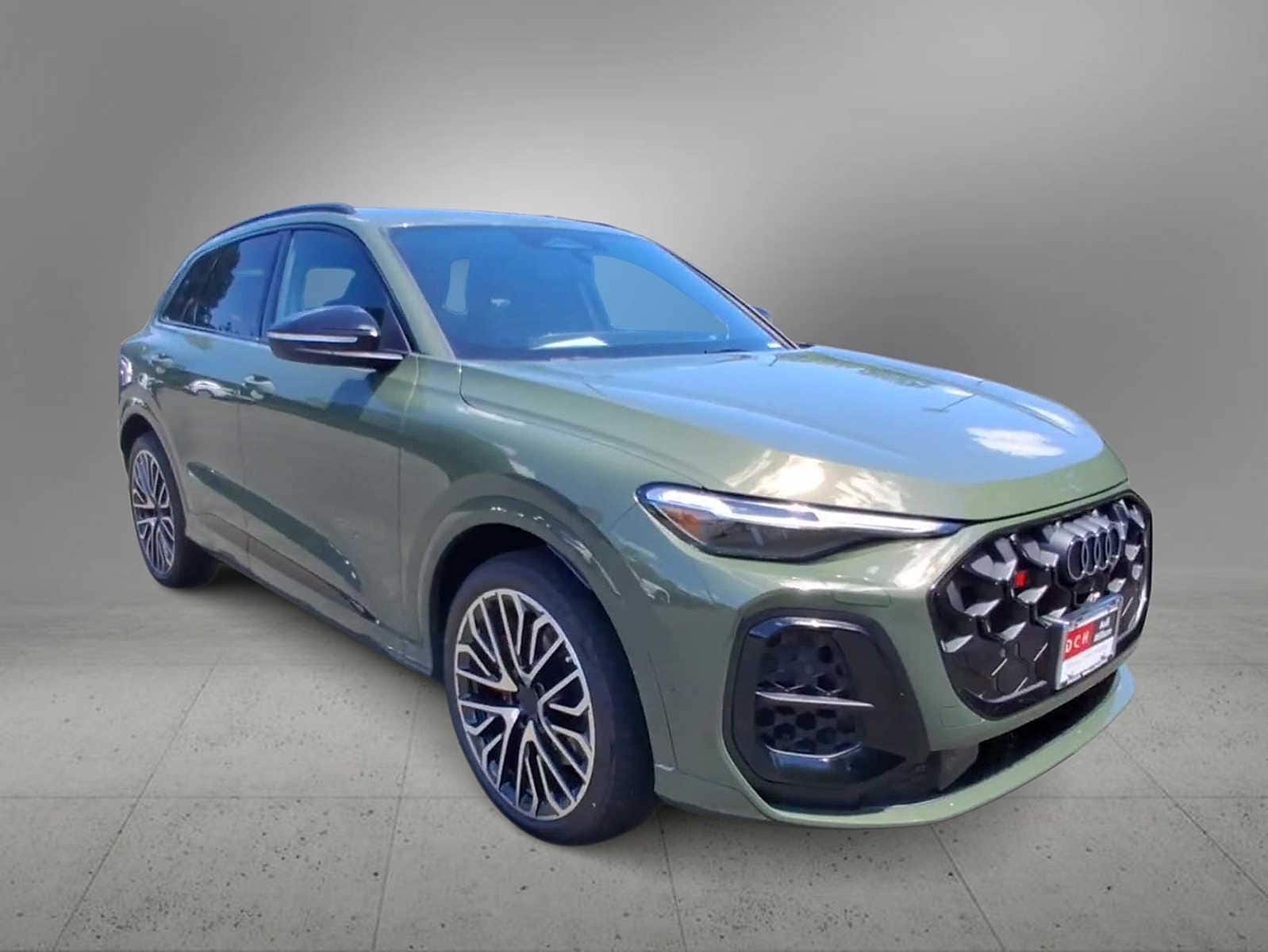 Thumbnail: 2026 Audi SQ5 - 2