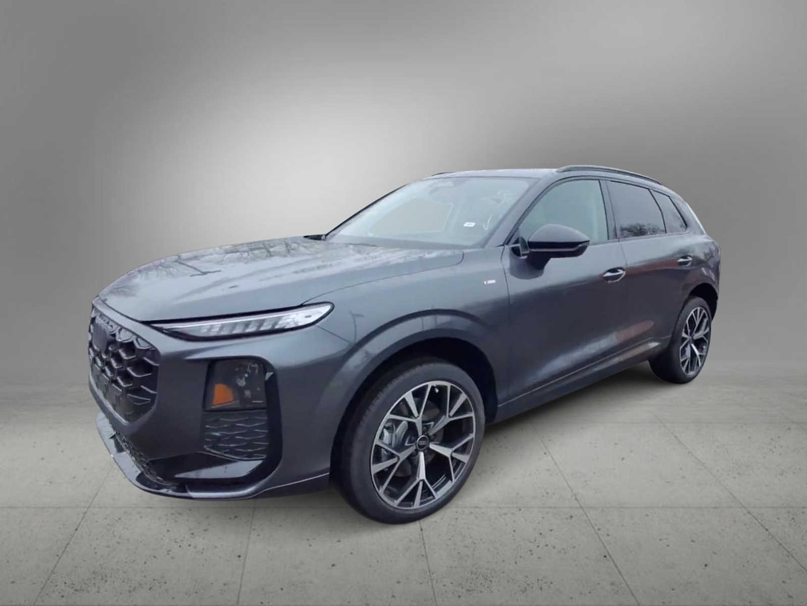 Thumbnail: 2026 Audi Q3 - 4