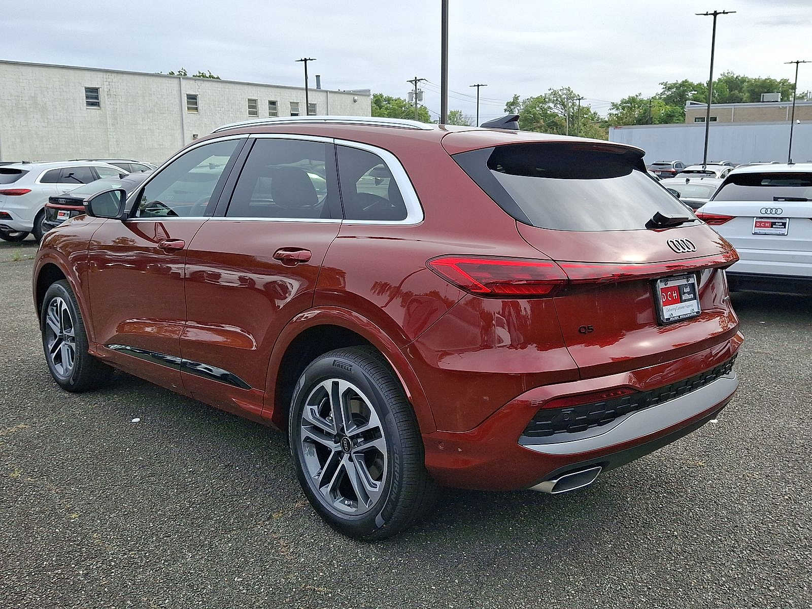 Thumbnail: 2025 Audi Q5 - 11