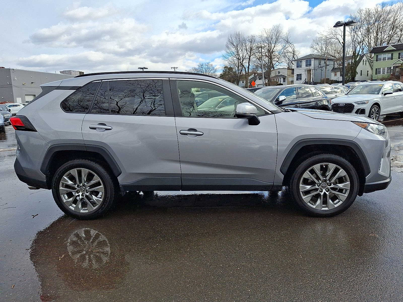 Thumbnail: 2019 Toyota RAV4 - 26