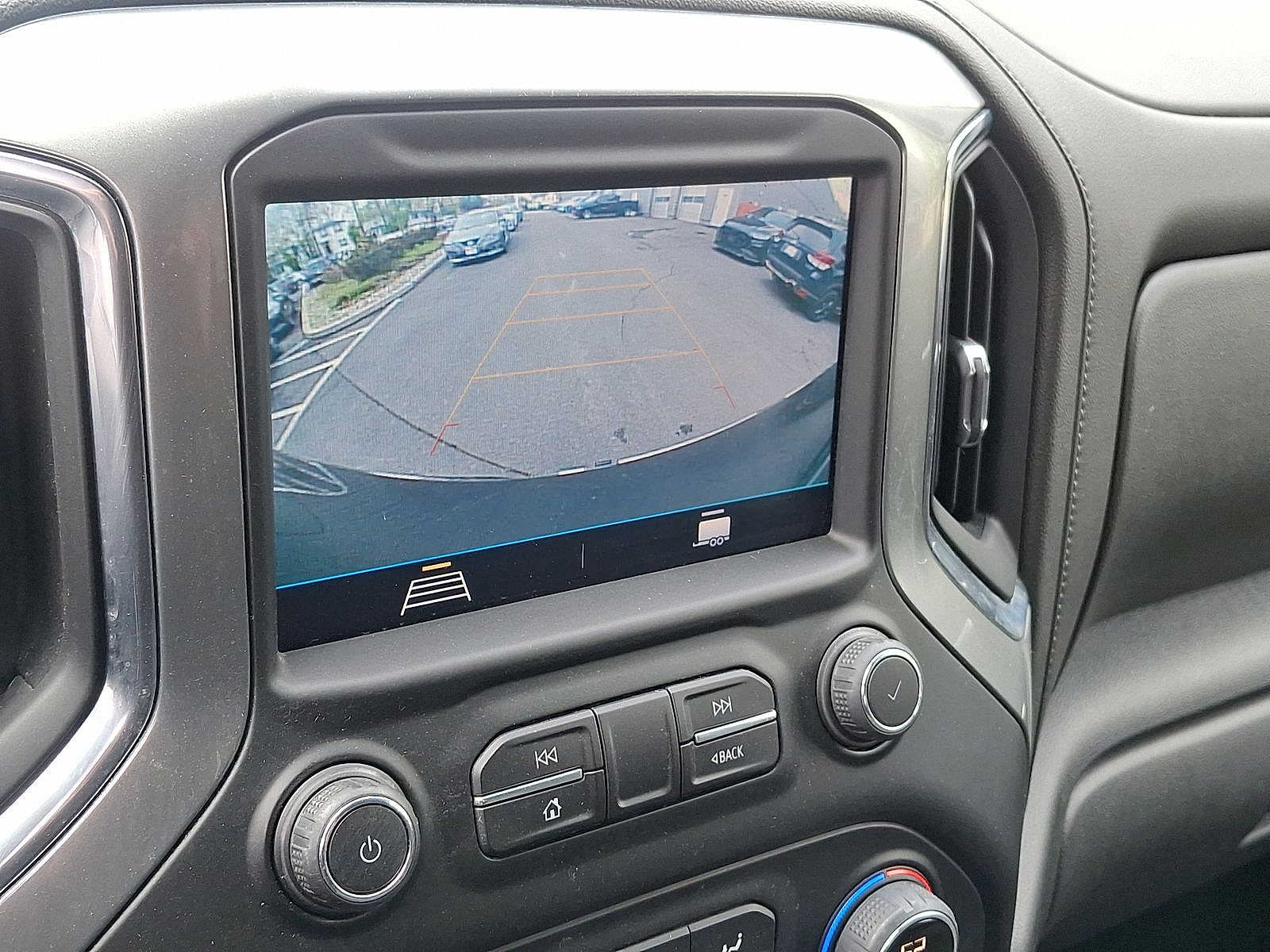 Thumbnail: 2022 Chevrolet Silverado 1500 - 15