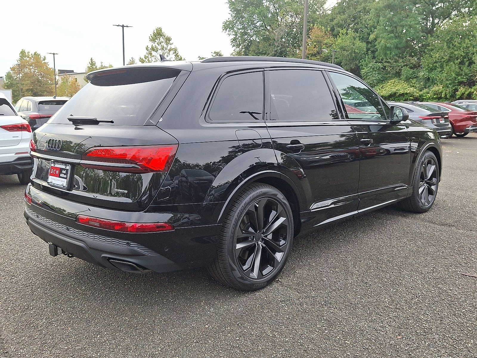 Thumbnail: 2026 Audi Q7 - 12