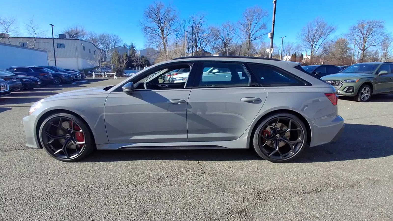 Thumbnail: 2025 Audi RS 6 - 5