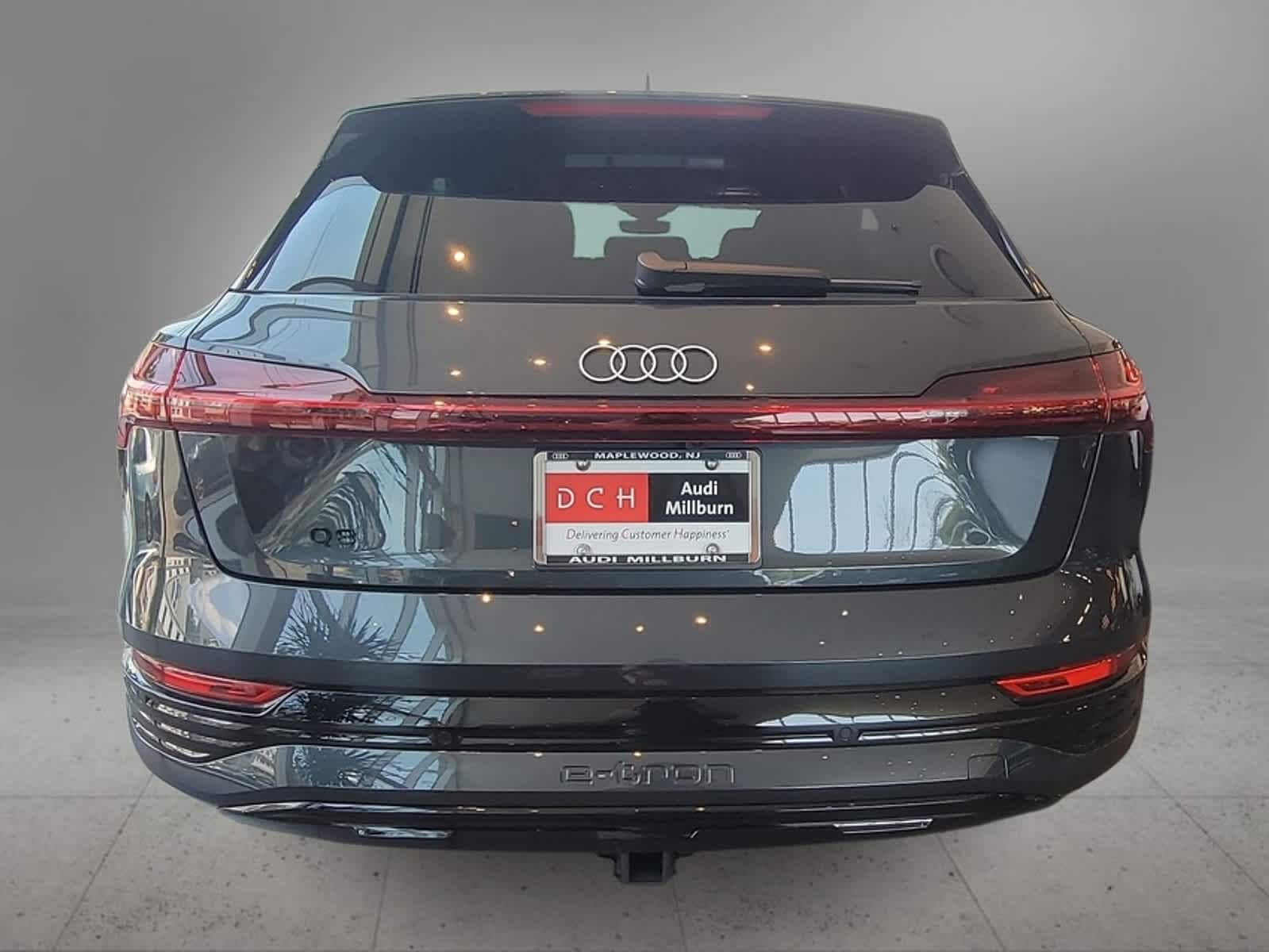 2024 Audi Q8 e-tron Premium 4