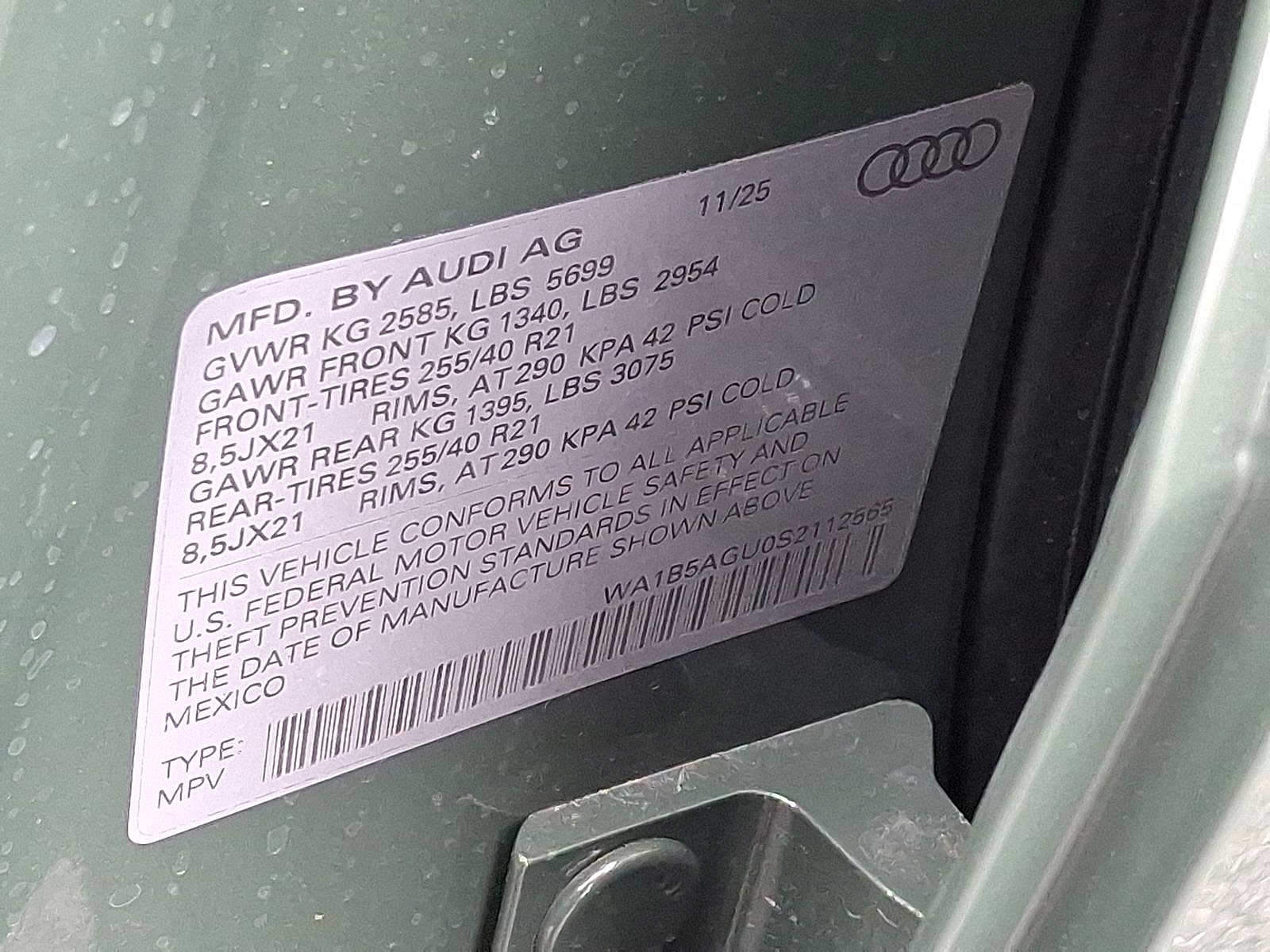 Thumbnail: 2025 Audi SQ5 - 17