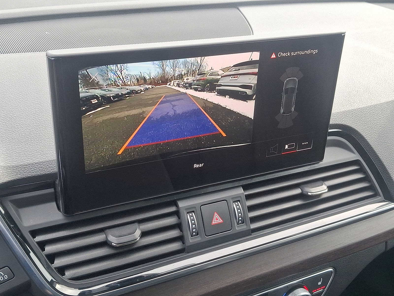 Thumbnail: 2023 Audi Q5 - 15