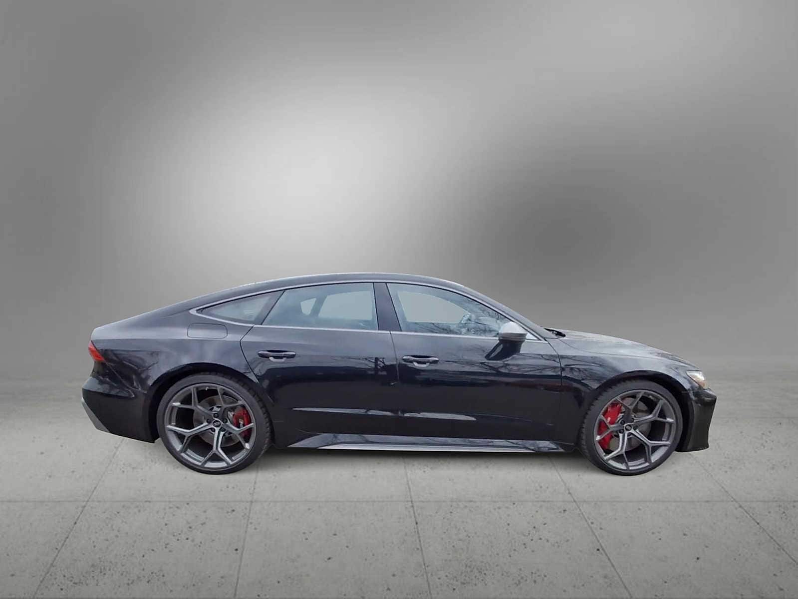 Thumbnail: 2026 Audi RS 7 - 9