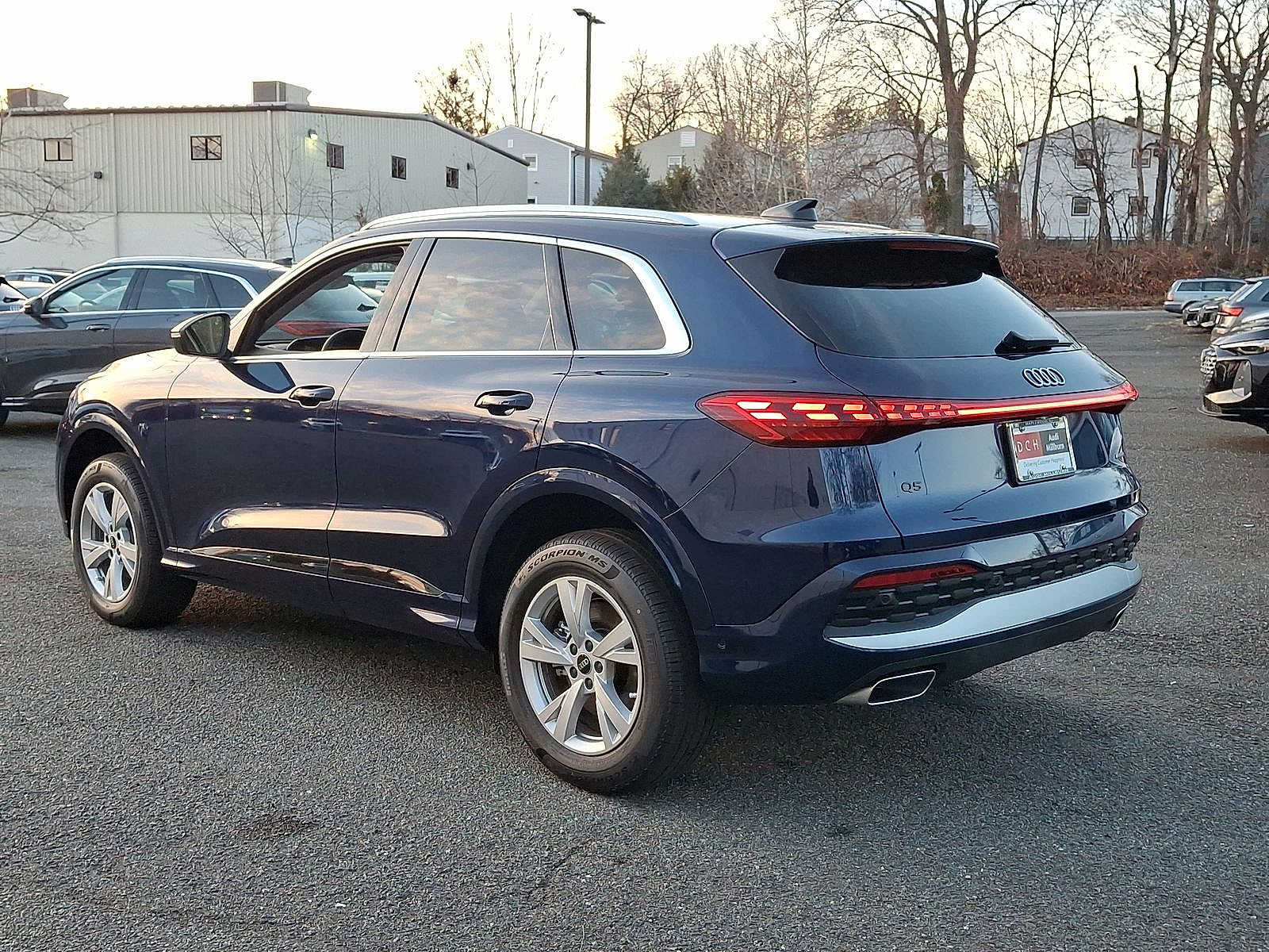 Thumbnail: 2025 Audi Q5 - 12