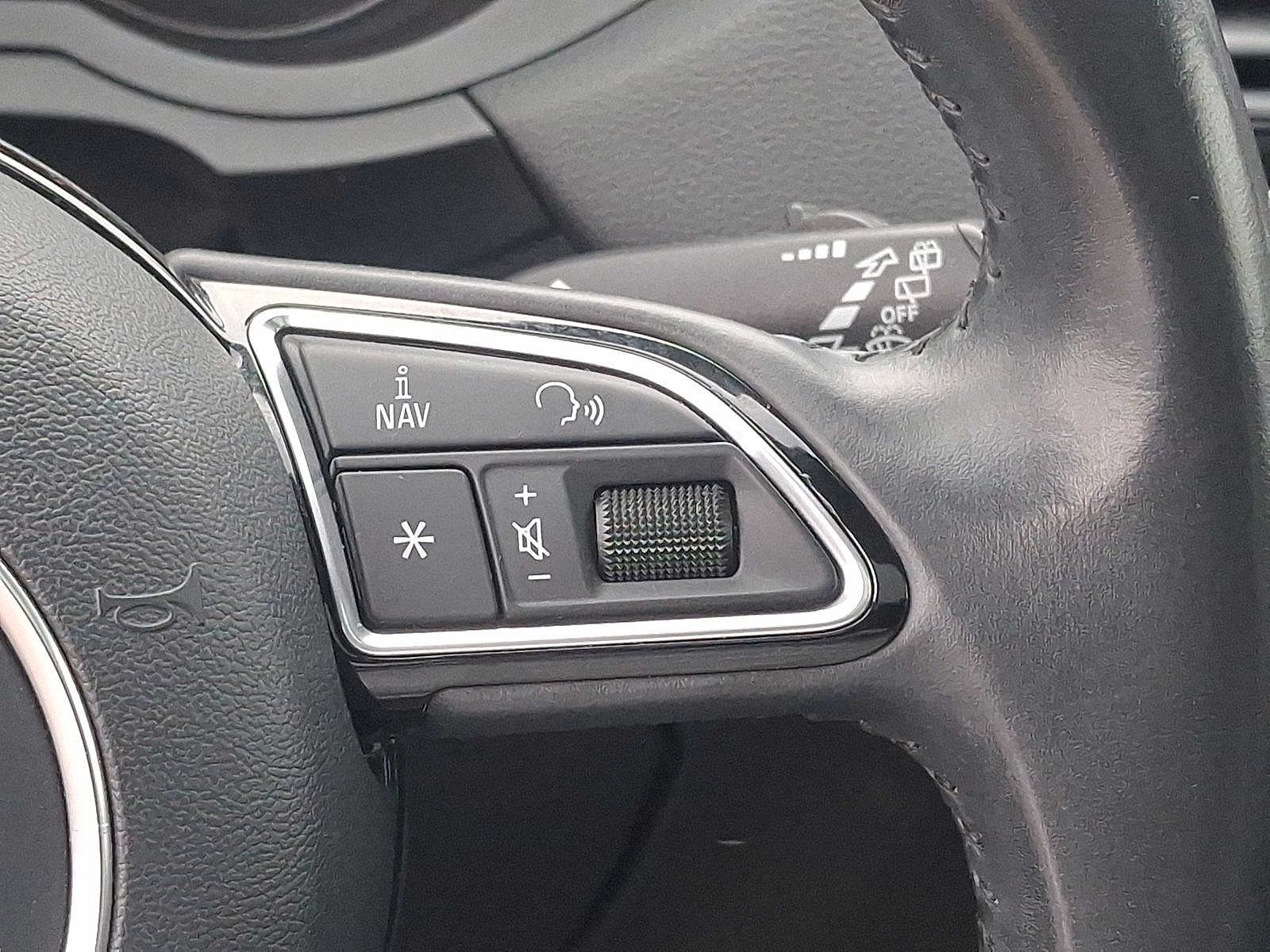 Thumbnail: 2018 Audi Q3 - 18