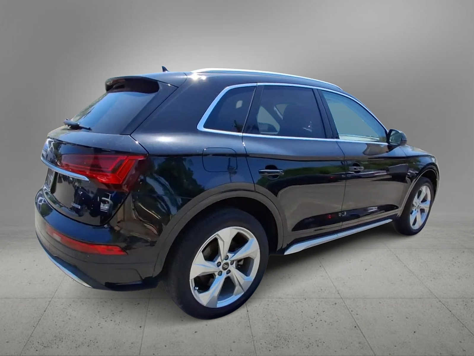 Thumbnail: 2021 Audi Q5 - 8
