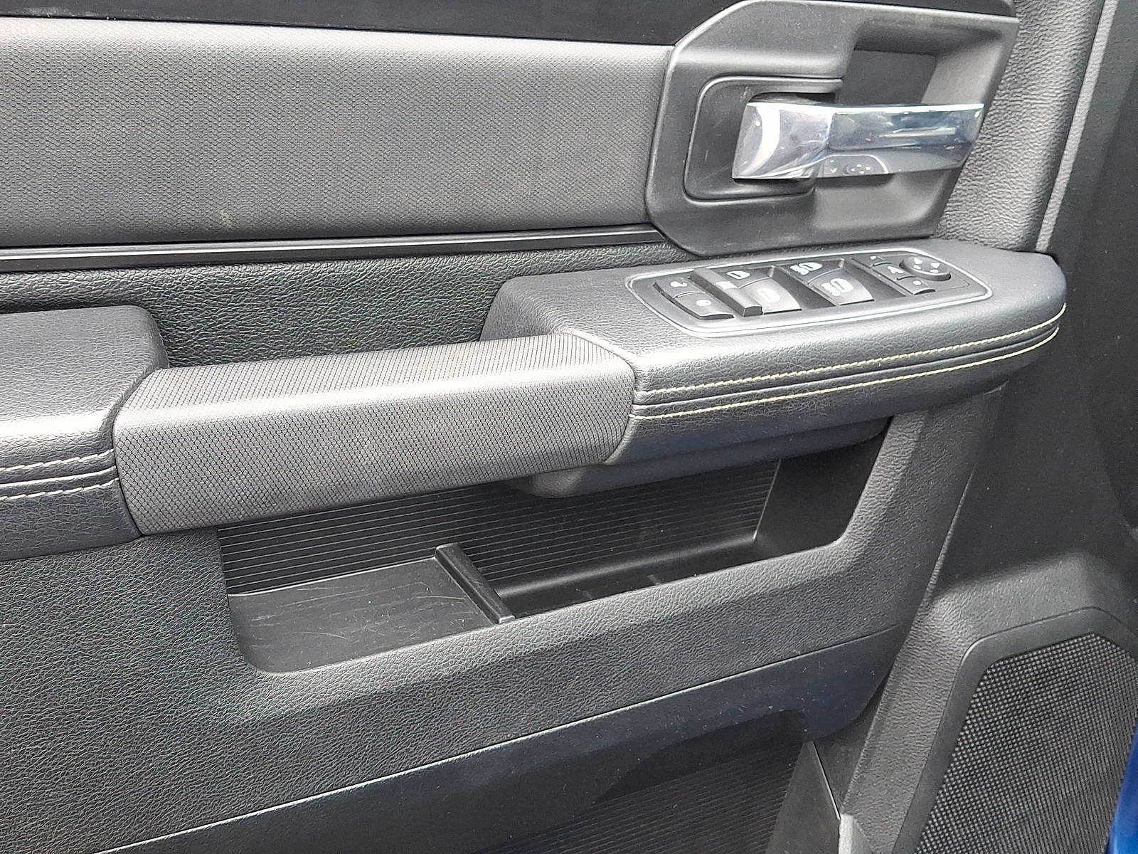 Thumbnail: 2017 RAM 1500 - 10