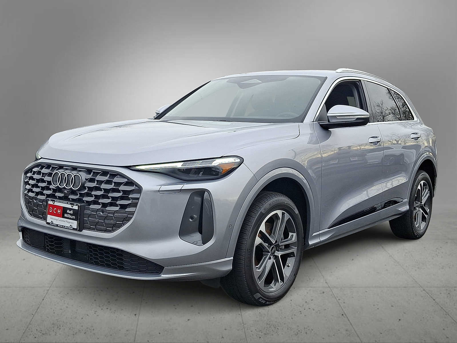 Thumbnail: 2025 Audi Q5 - 1