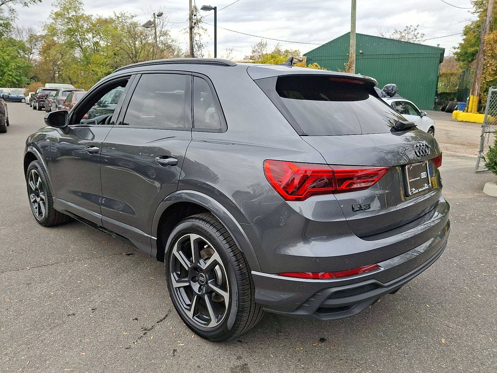 Thumbnail: 2025 Audi Q3 - 20