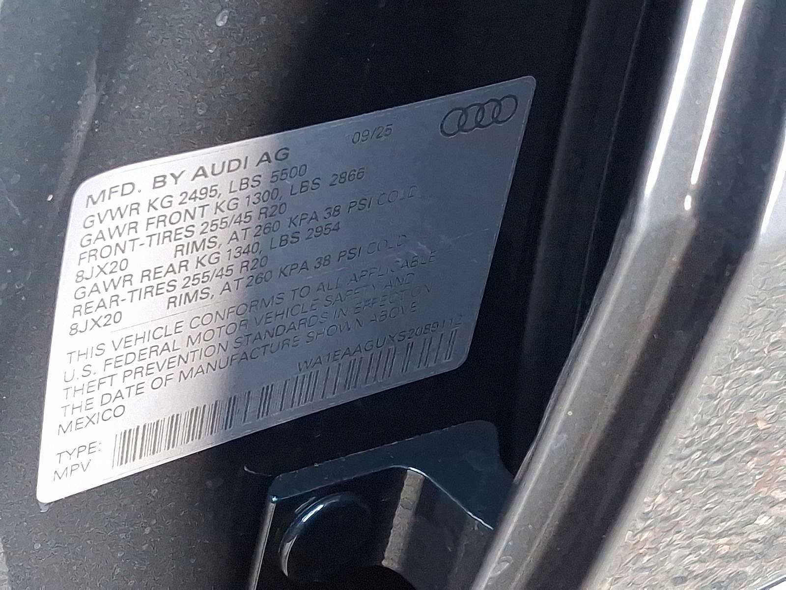 Thumbnail: 2025 Audi Q5 - 17