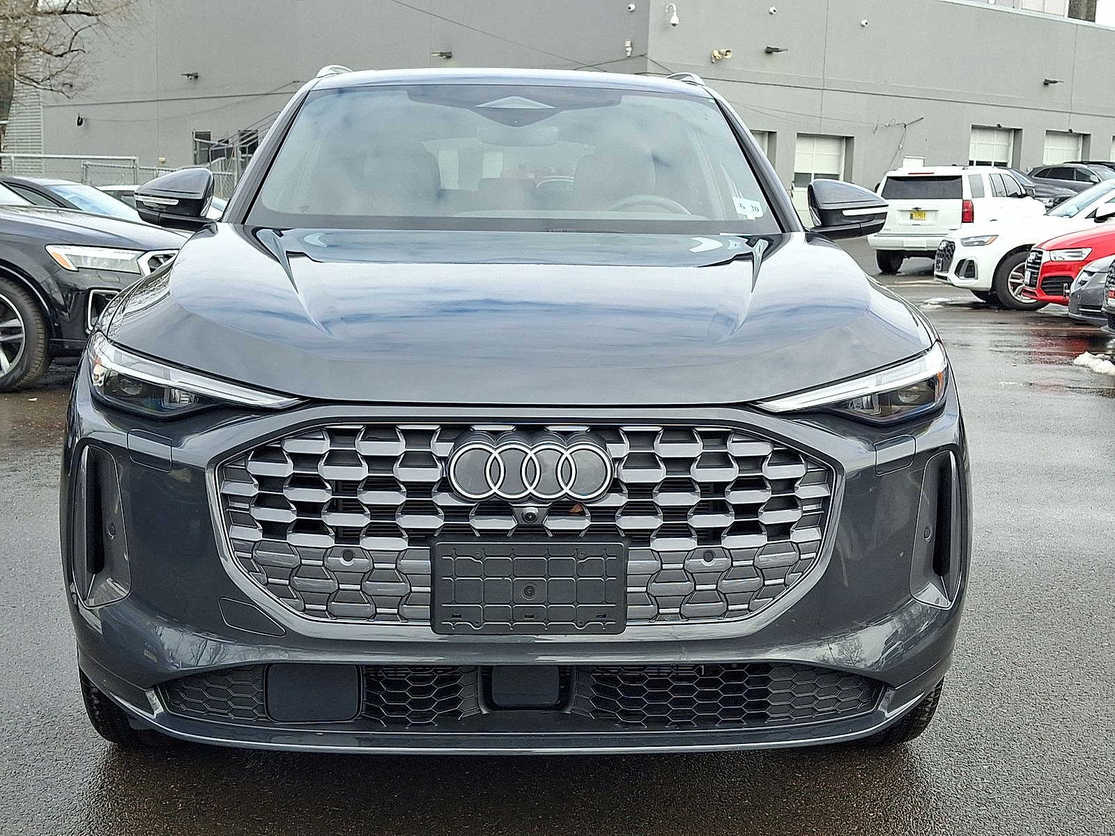 Thumbnail: 2025 Audi Q5 - 29