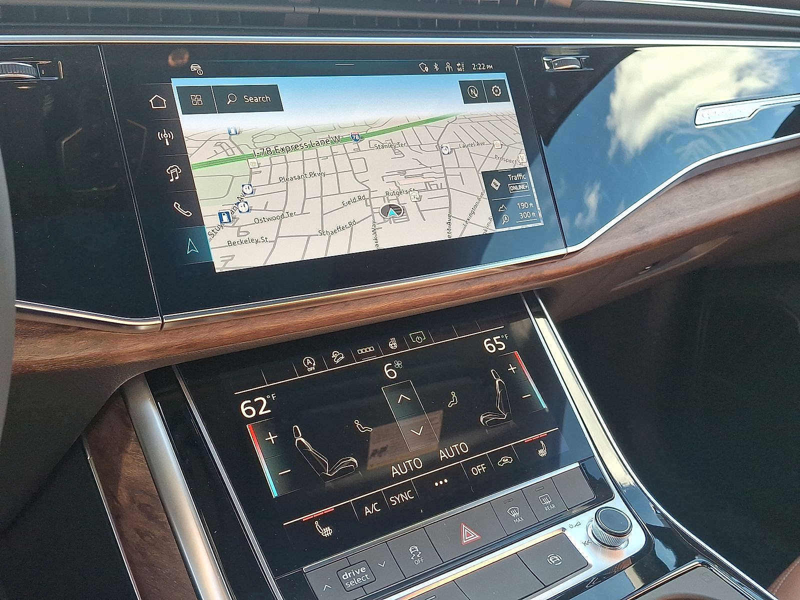 Thumbnail: 2026 Audi Q7 - 14