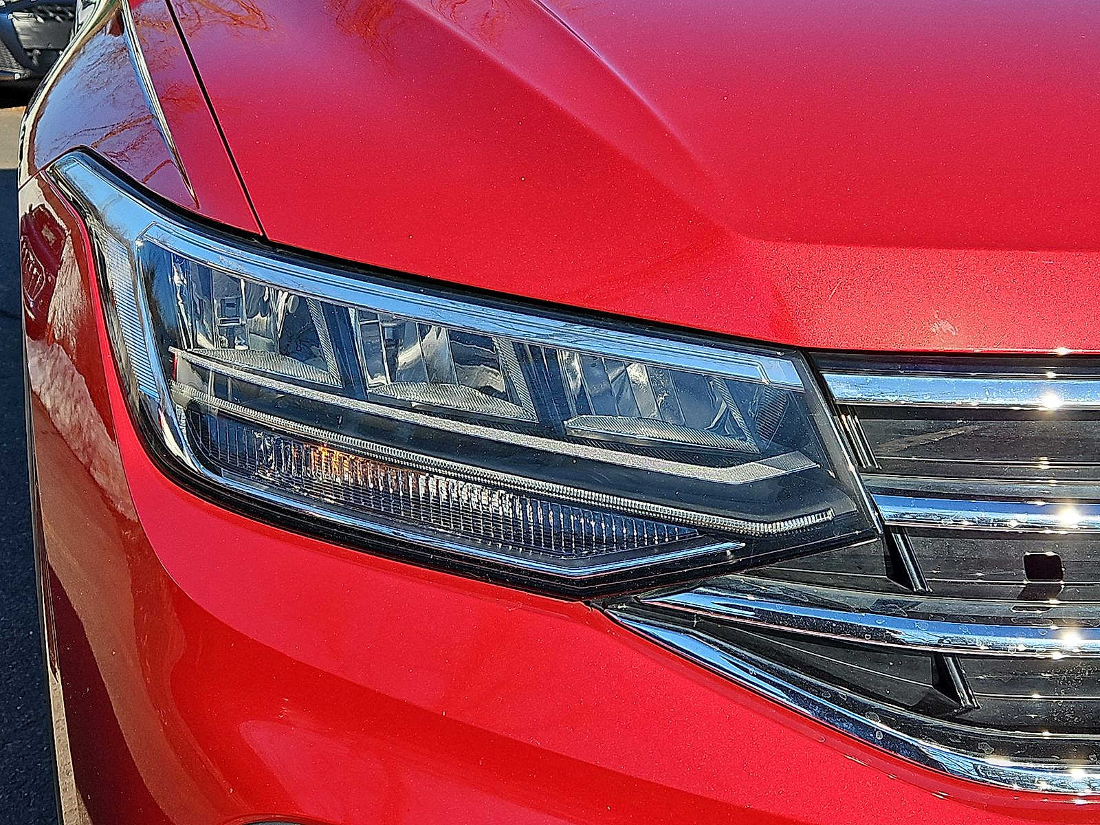 Thumbnail: 2022 Volkswagen Tiguan - 28