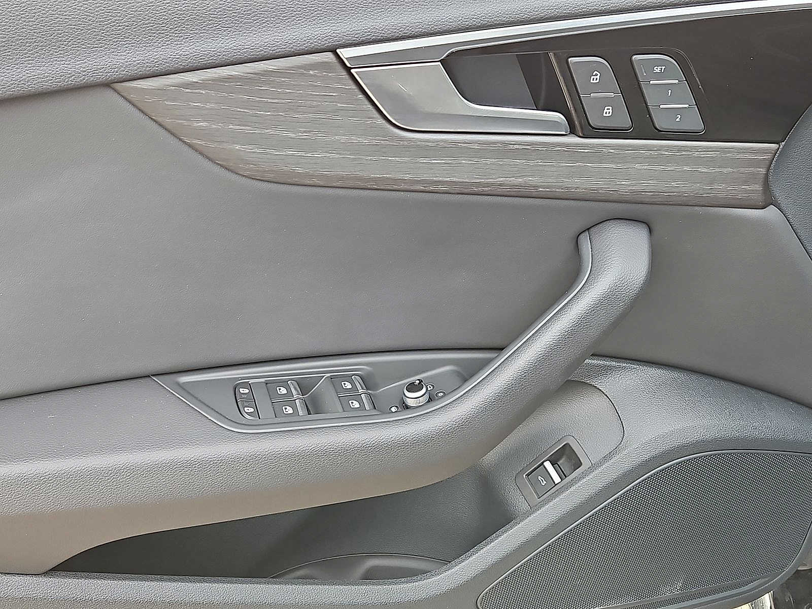 Thumbnail: 2023 Audi A4 - 10