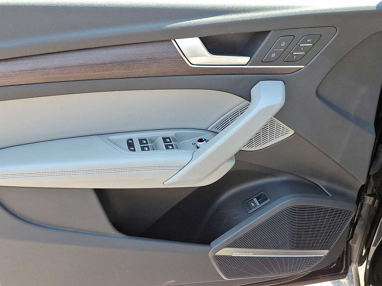 Thumbnail: 2021 Audi Q5 - 16