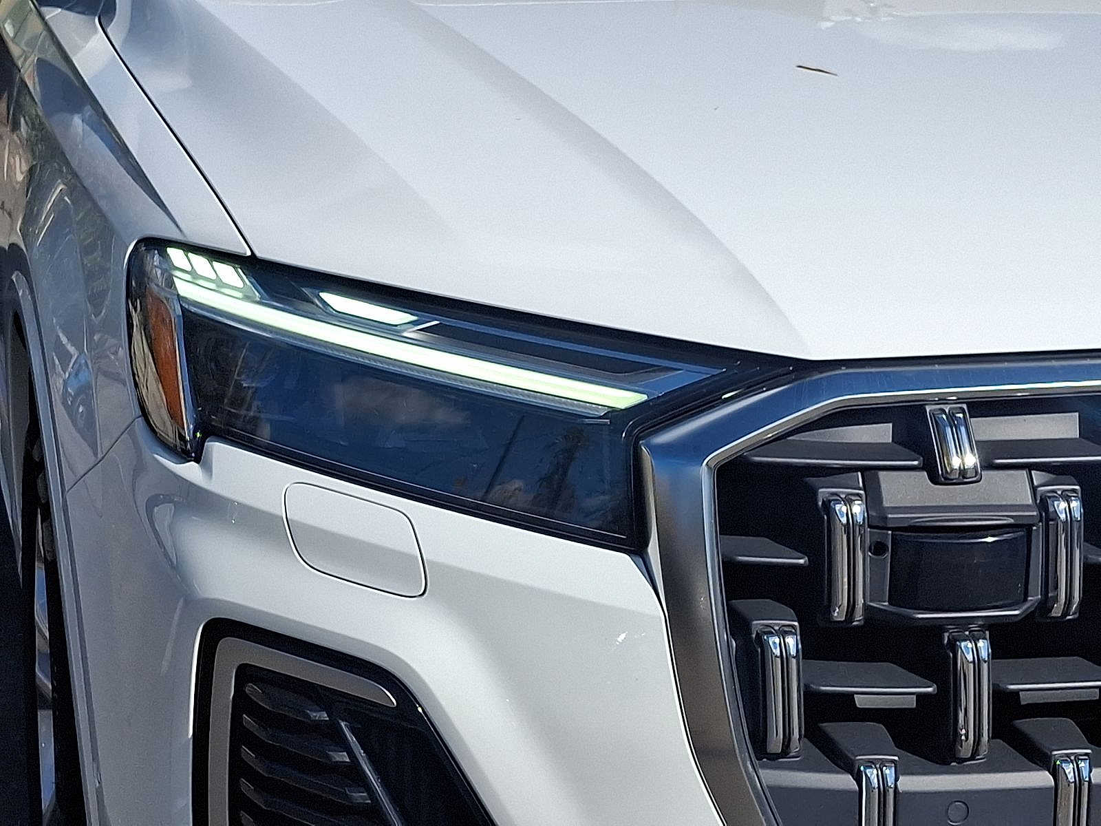 Thumbnail: 2025 Audi Q7 - 23