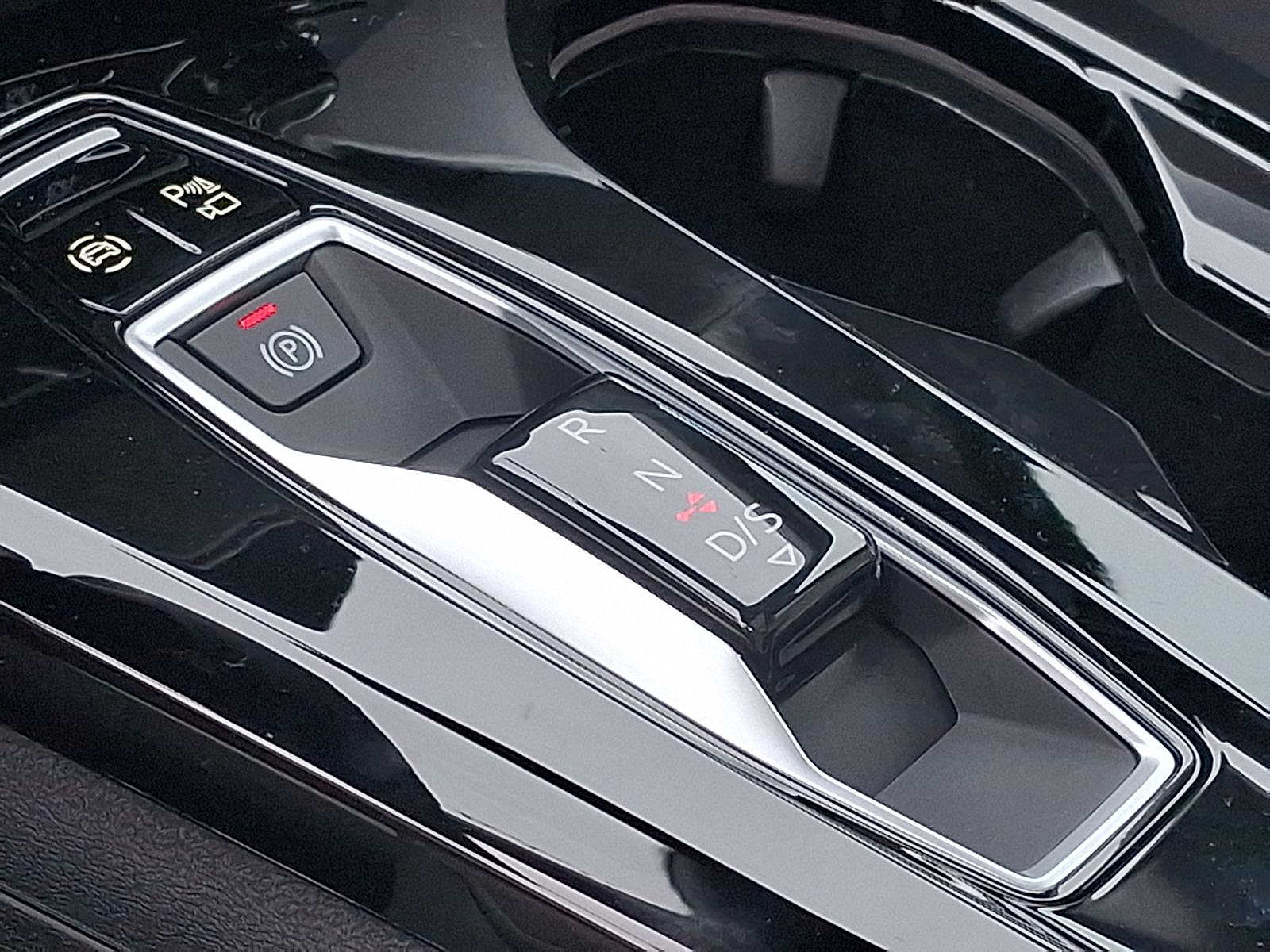 Thumbnail: 2026 Audi Q5 - 13
