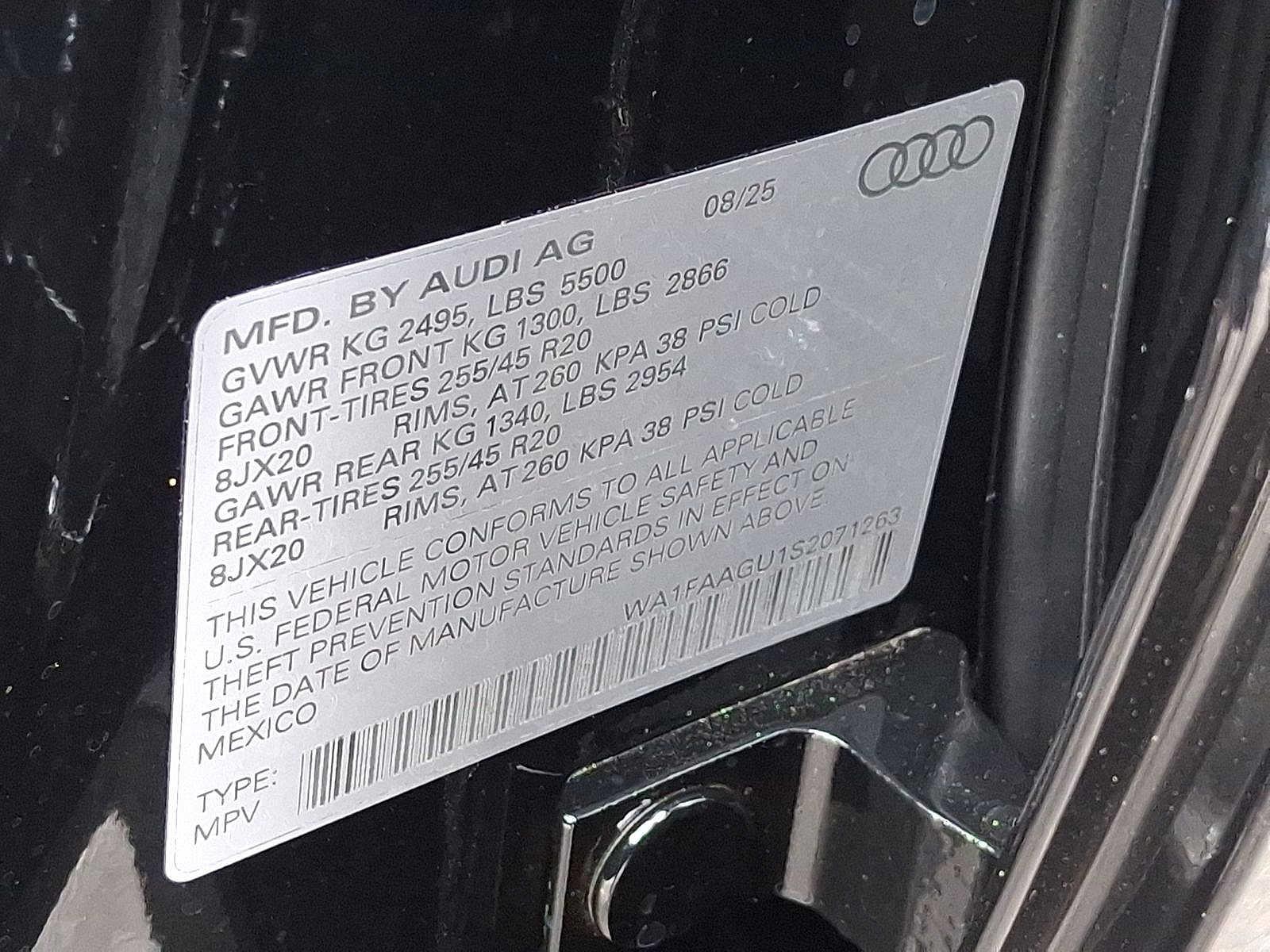 Thumbnail: 2025 Audi Q5 - 17