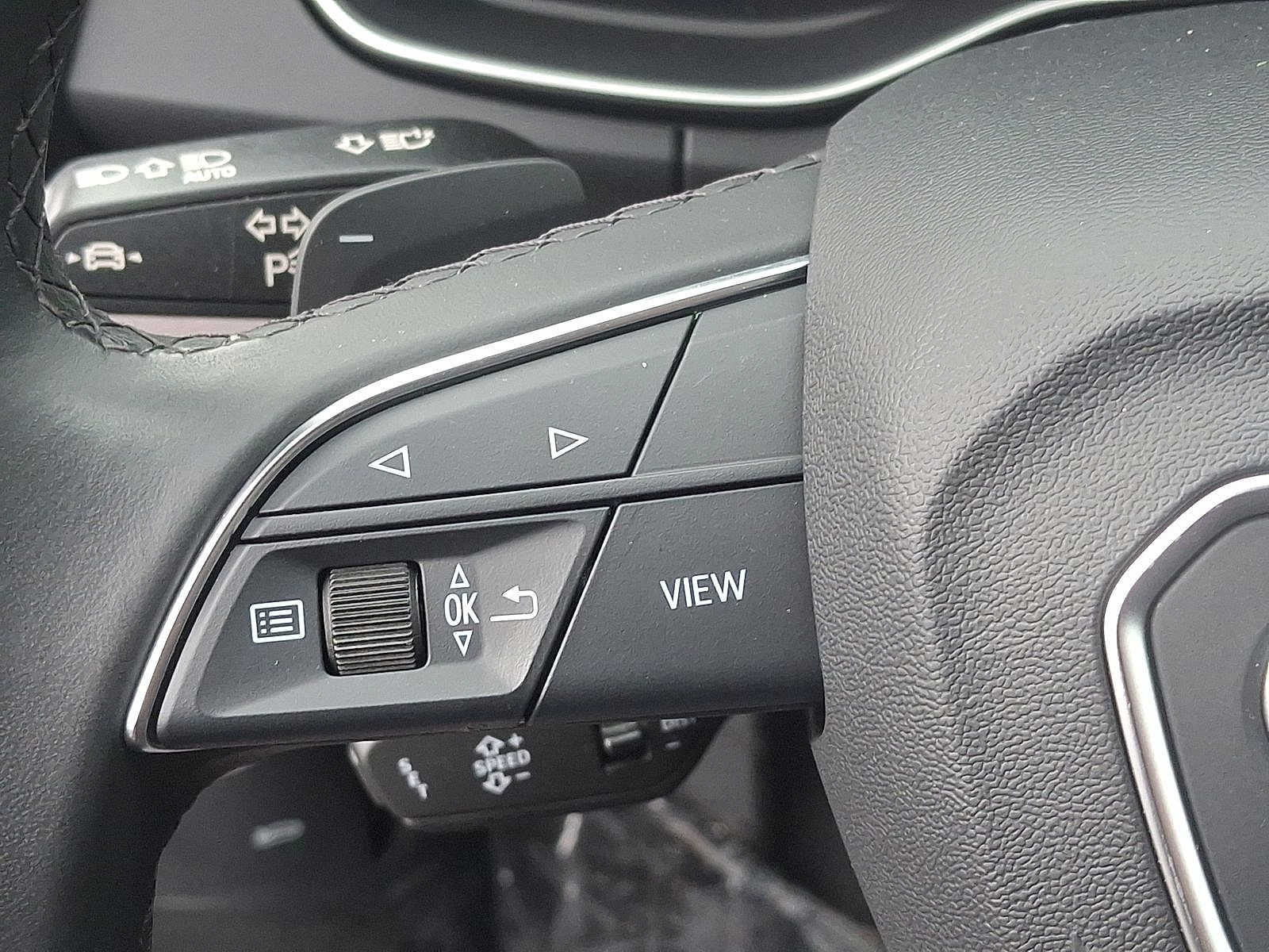 Thumbnail: 2023 Audi Q5 - 17