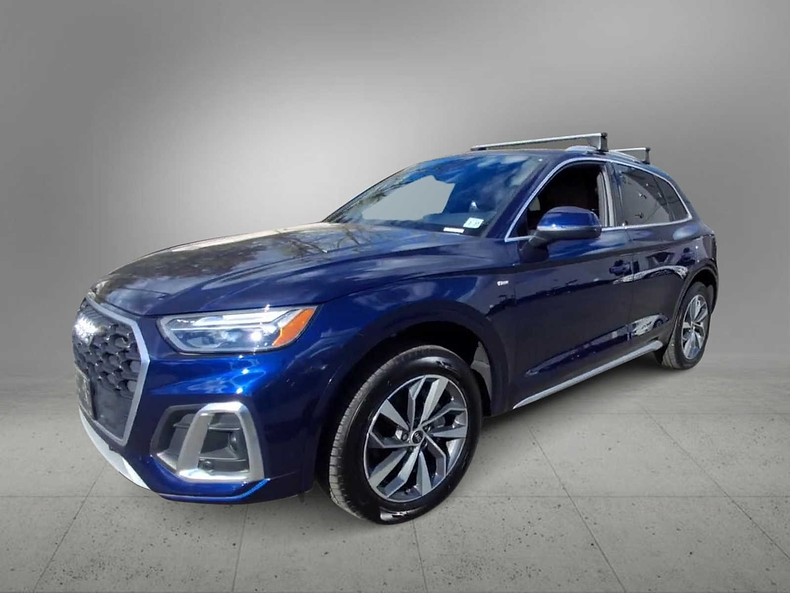 Thumbnail: 2022 Audi Q5 - 4